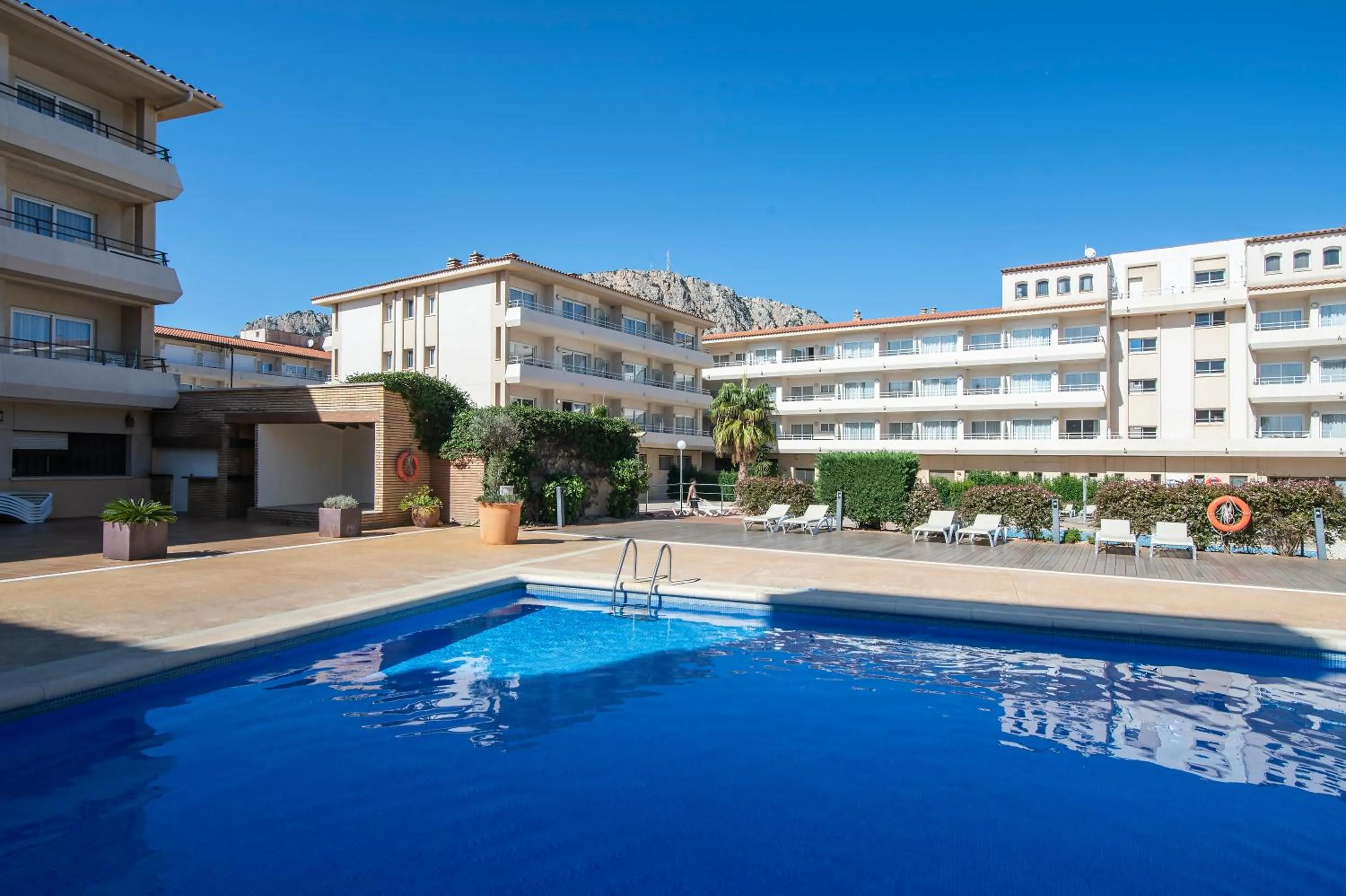 Swimming pool in Pierre & Vacances Estartit Playa