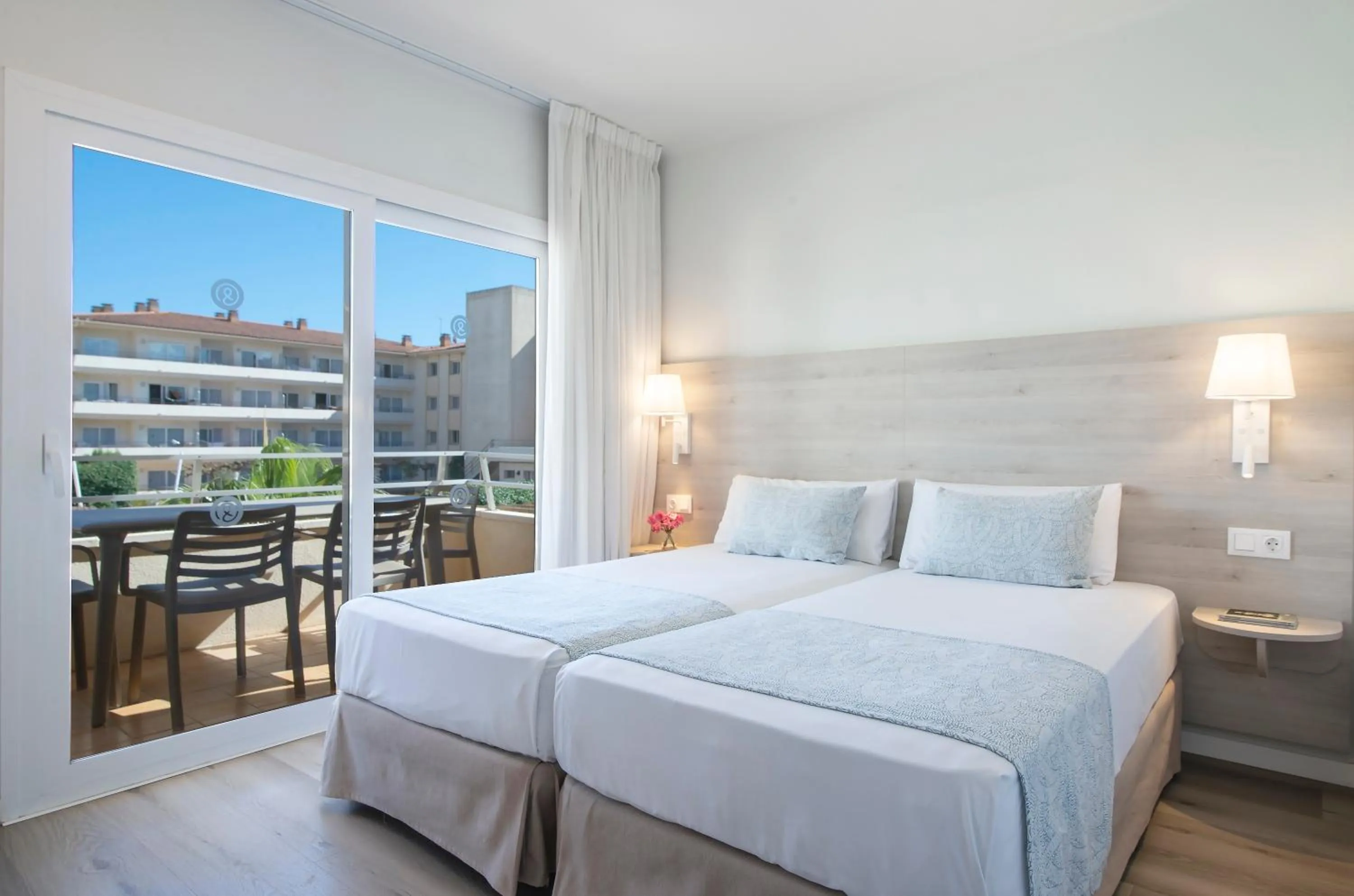 Bed in Pierre & Vacances Estartit Playa