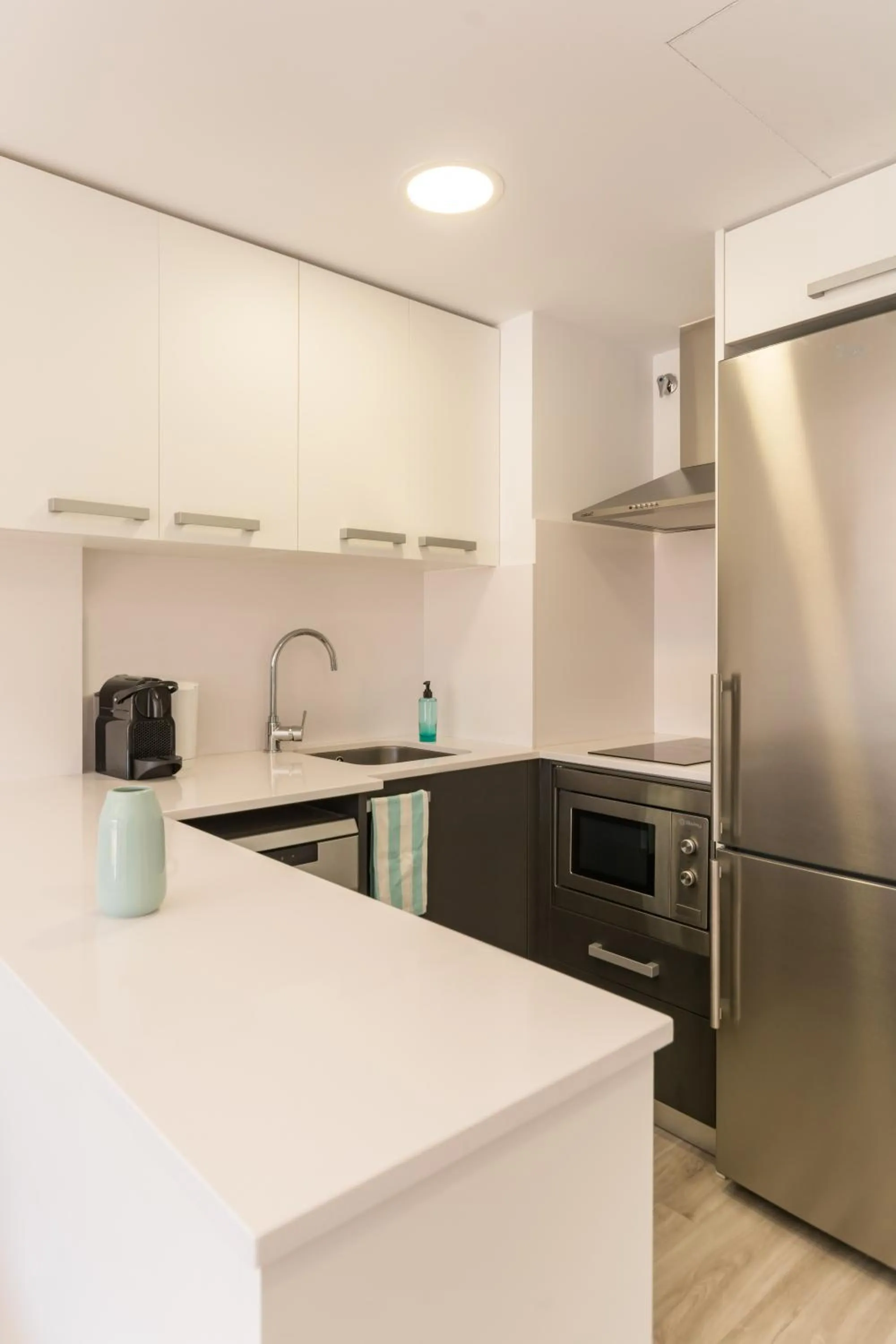 Kitchen or kitchenette in Pierre & Vacances Estartit Playa