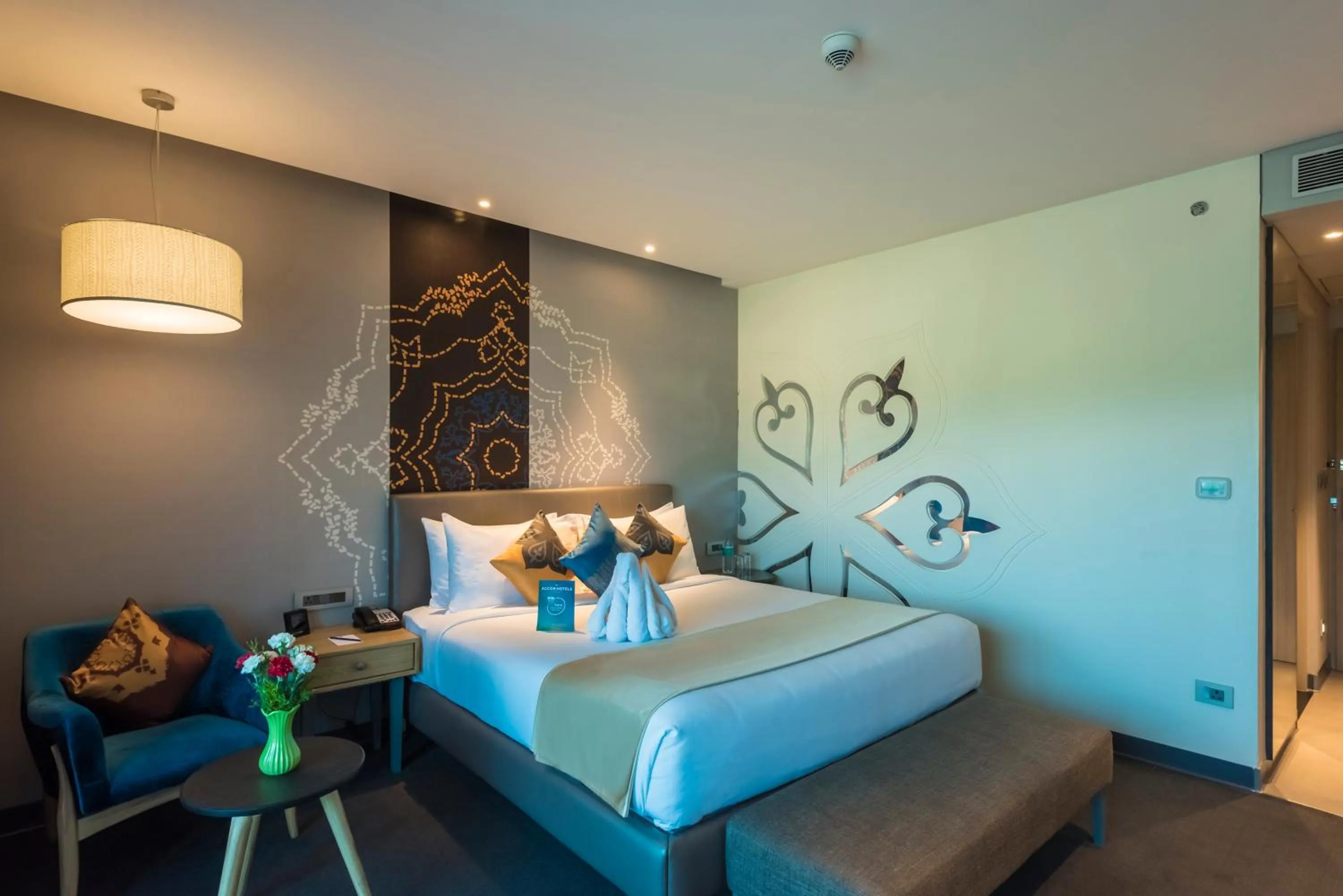 Bedroom, Bed in Grand Mercure Mysore - An Accor Brand