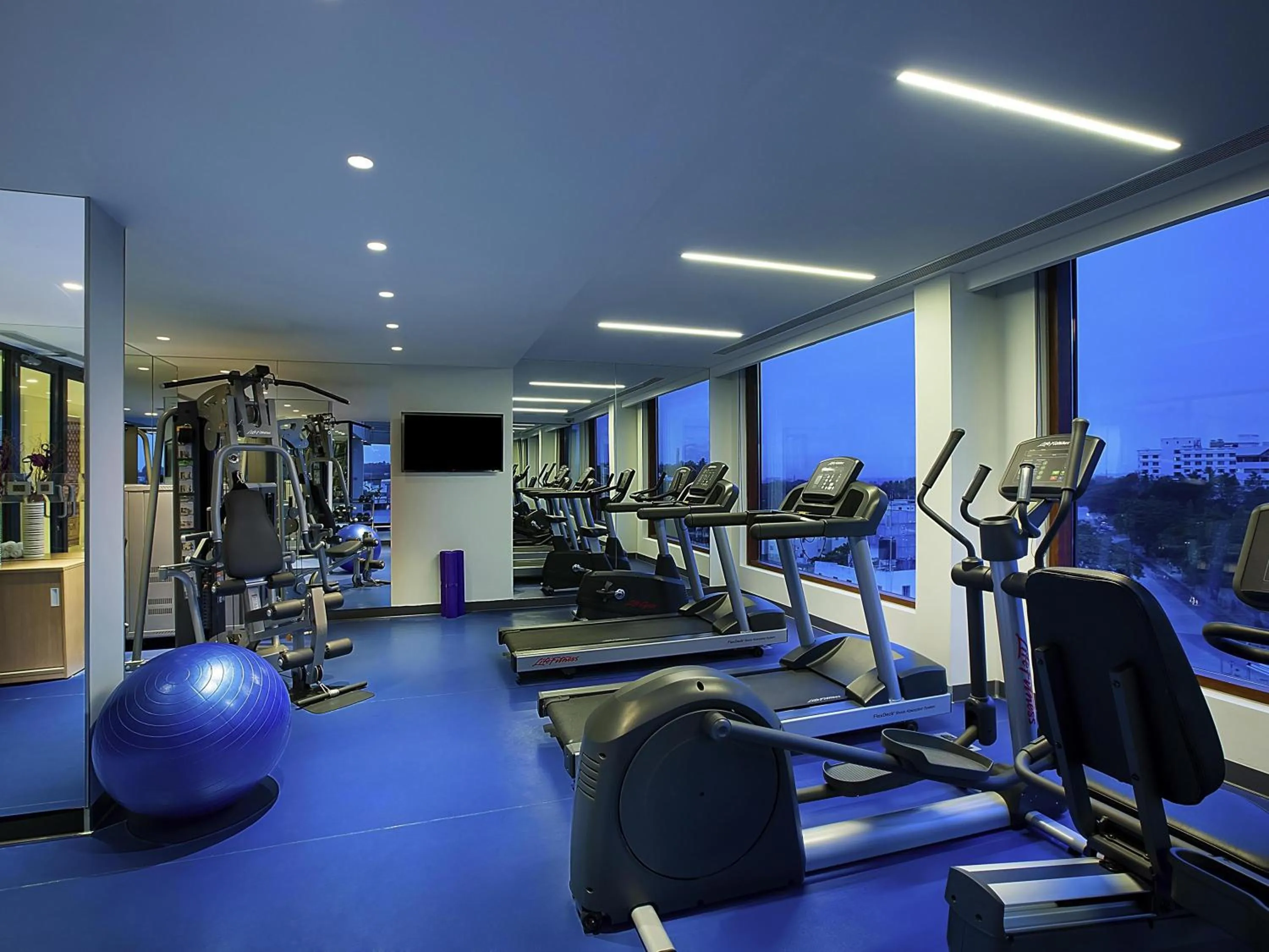 Fitness centre/facilities in Grand Mercure Mysore - An Accor Brand