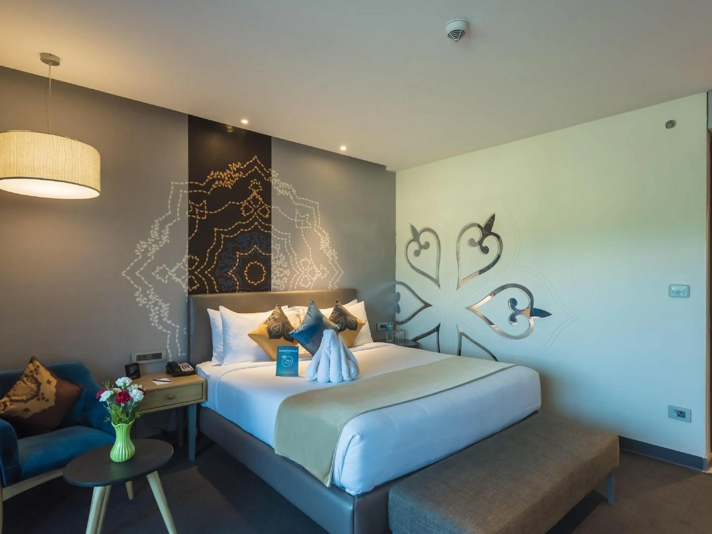 Bedroom, Bed in Grand Mercure Mysore - An Accor Brand