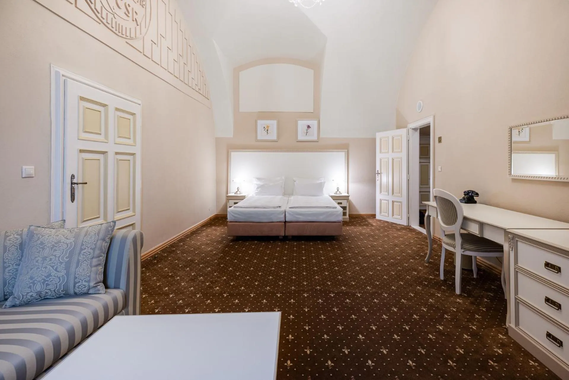 Bed in Hotel Gino Park Palace - Kaštieľ Orlové