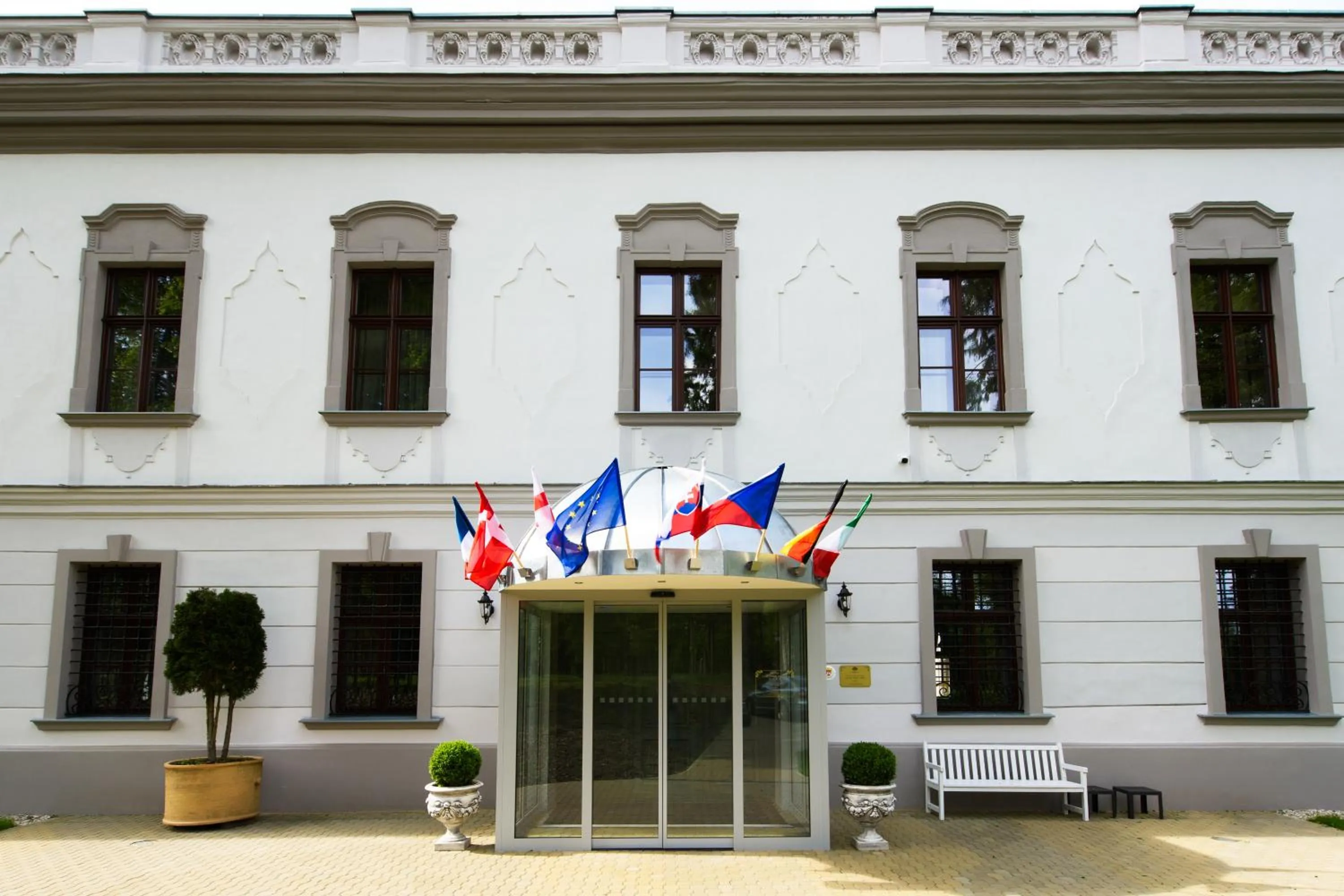 Property building in Hotel Gino Park Palace - Kaštieľ Orlové