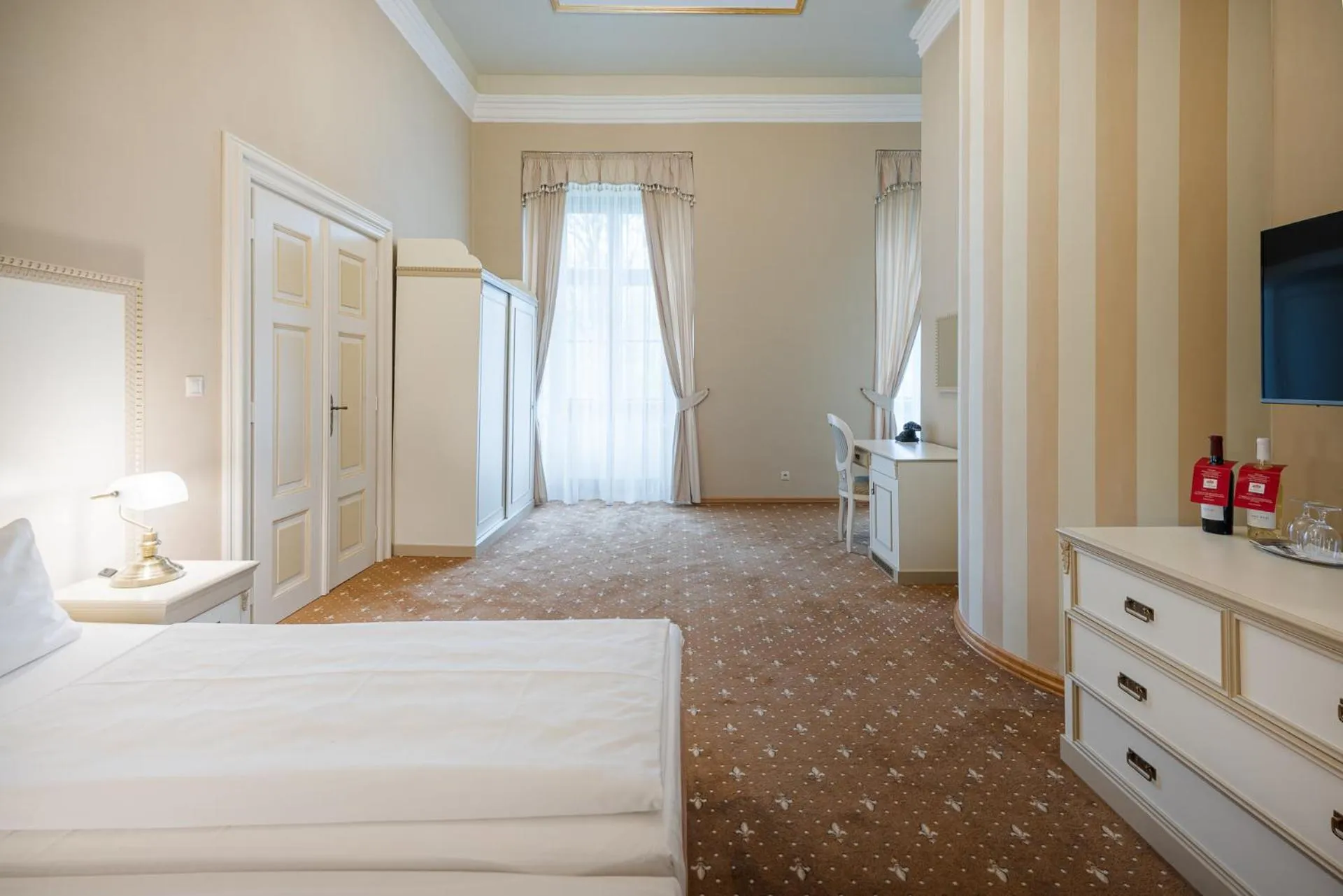 Bed in Hotel Gino Park Palace - Kaštieľ Orlové