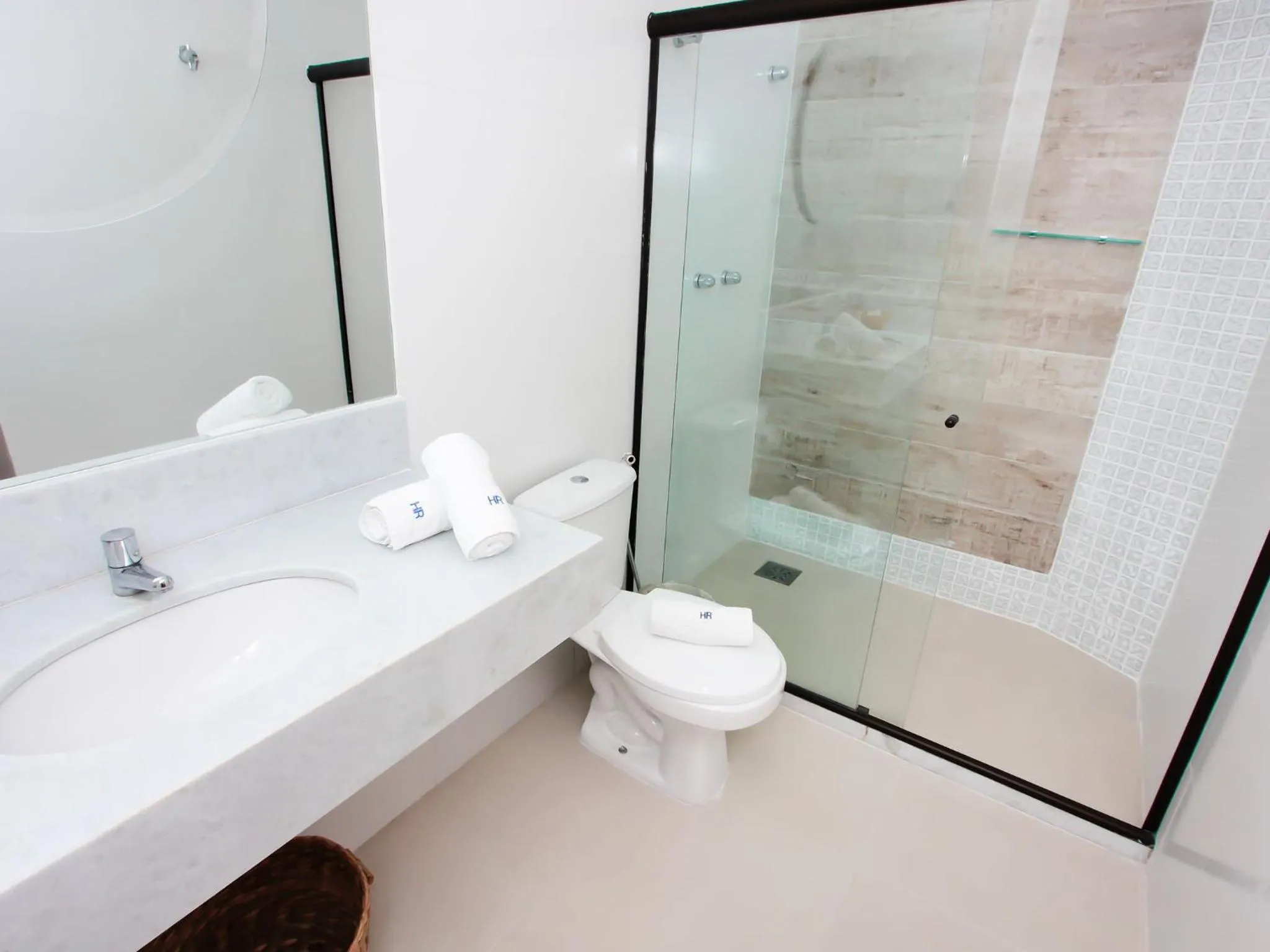 People in Hotel Premium Recanto da Passagem