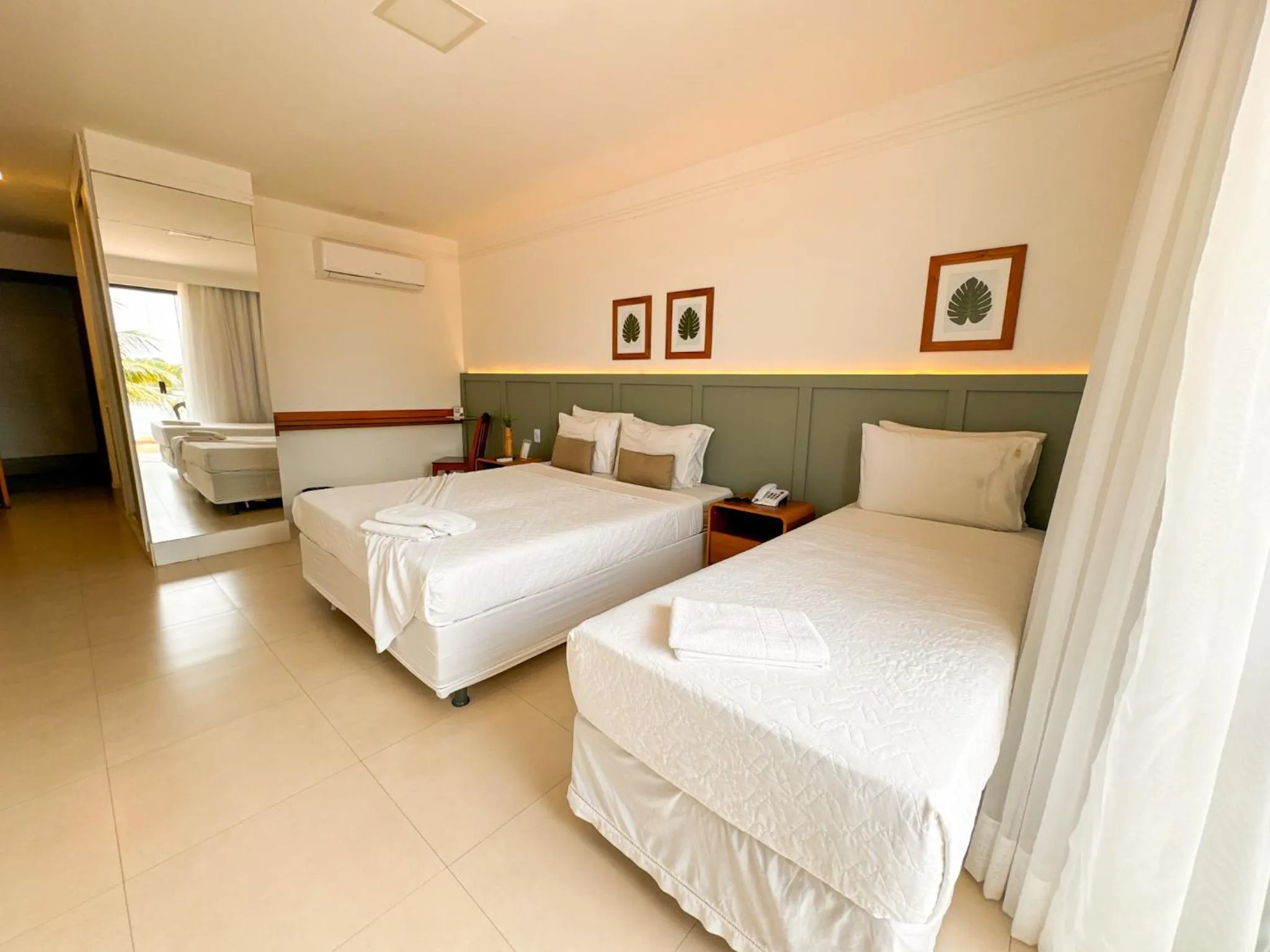 Bedroom, Bed in Hotel Premium Recanto da Passagem