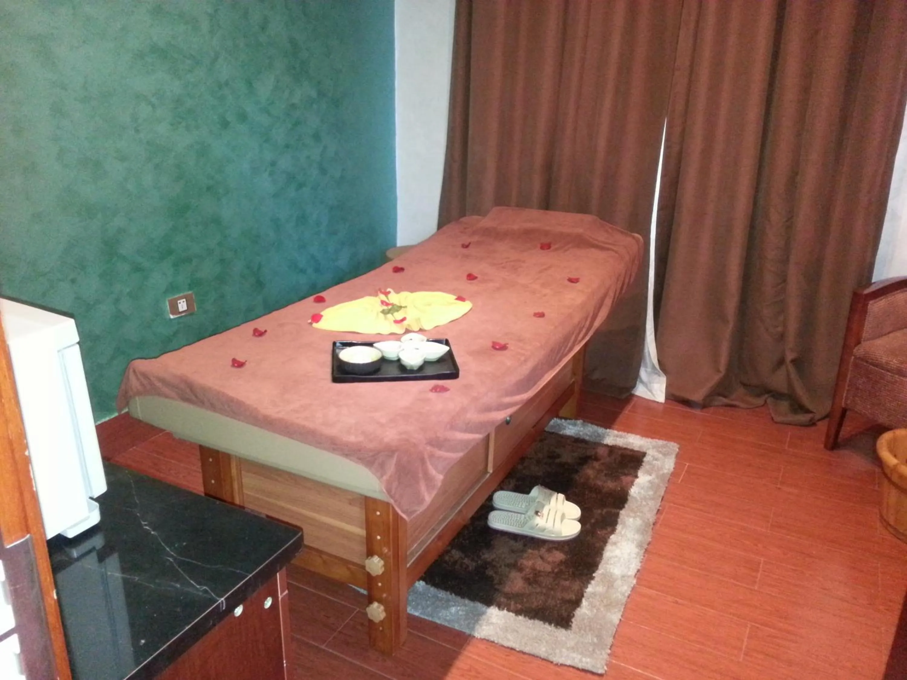 Massage, Bed in Grand Eliana Hotel Conference & Spa