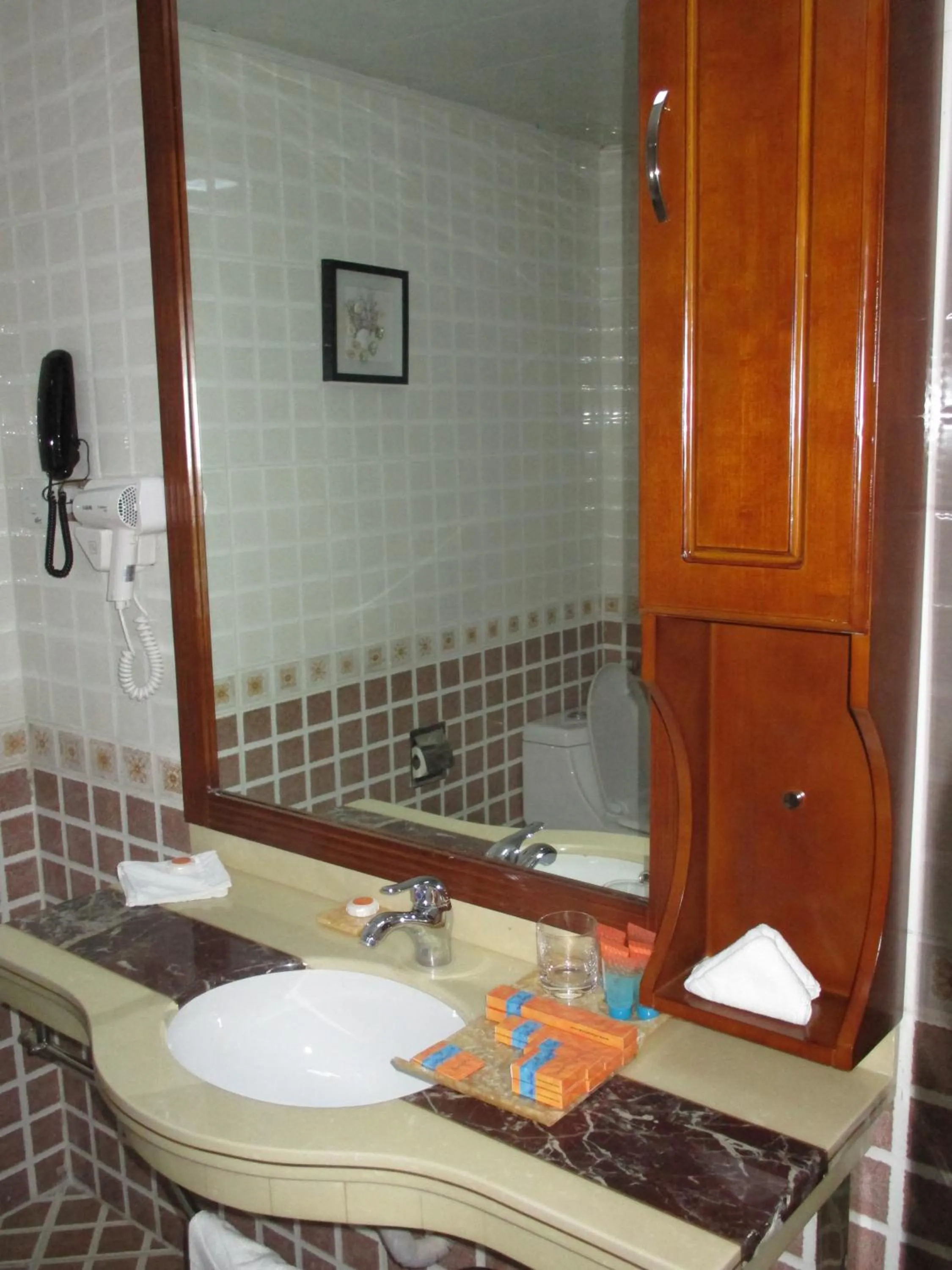 Bathroom in Grand Eliana Hotel Conference & Spa