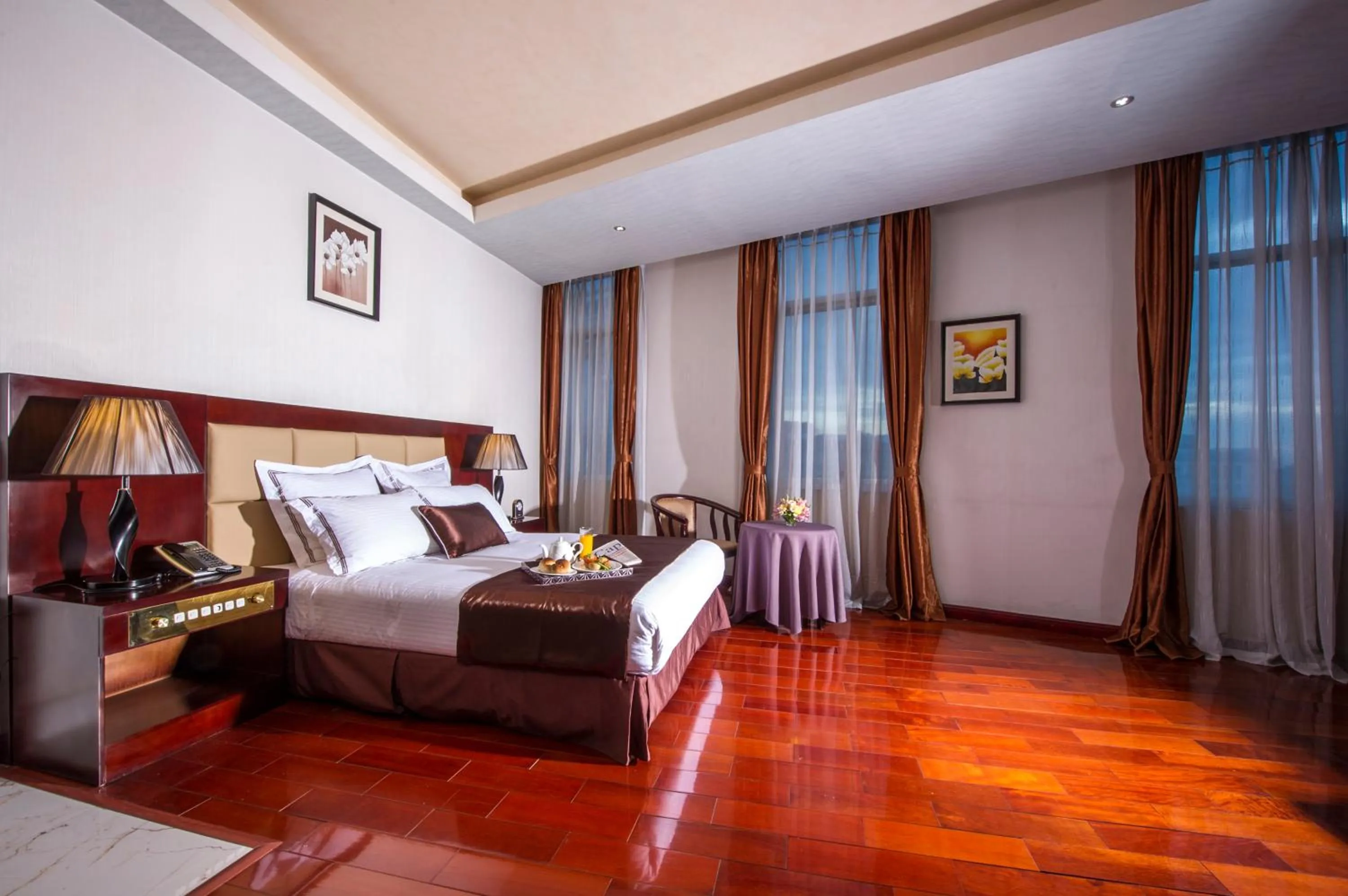 Bedroom, Bed in Grand Eliana Hotel Conference & Spa