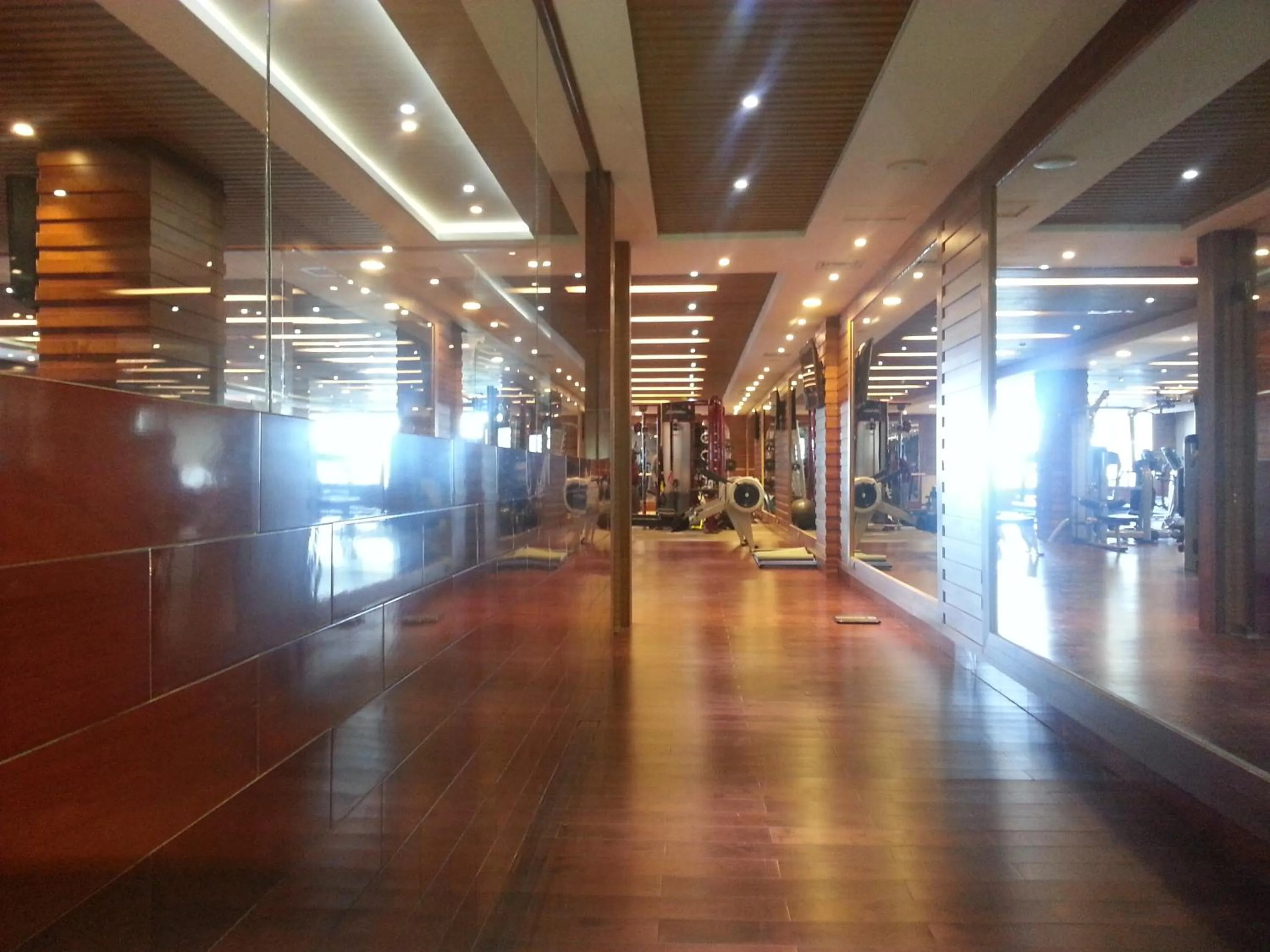 Fitness centre/facilities in Grand Eliana Hotel Conference & Spa