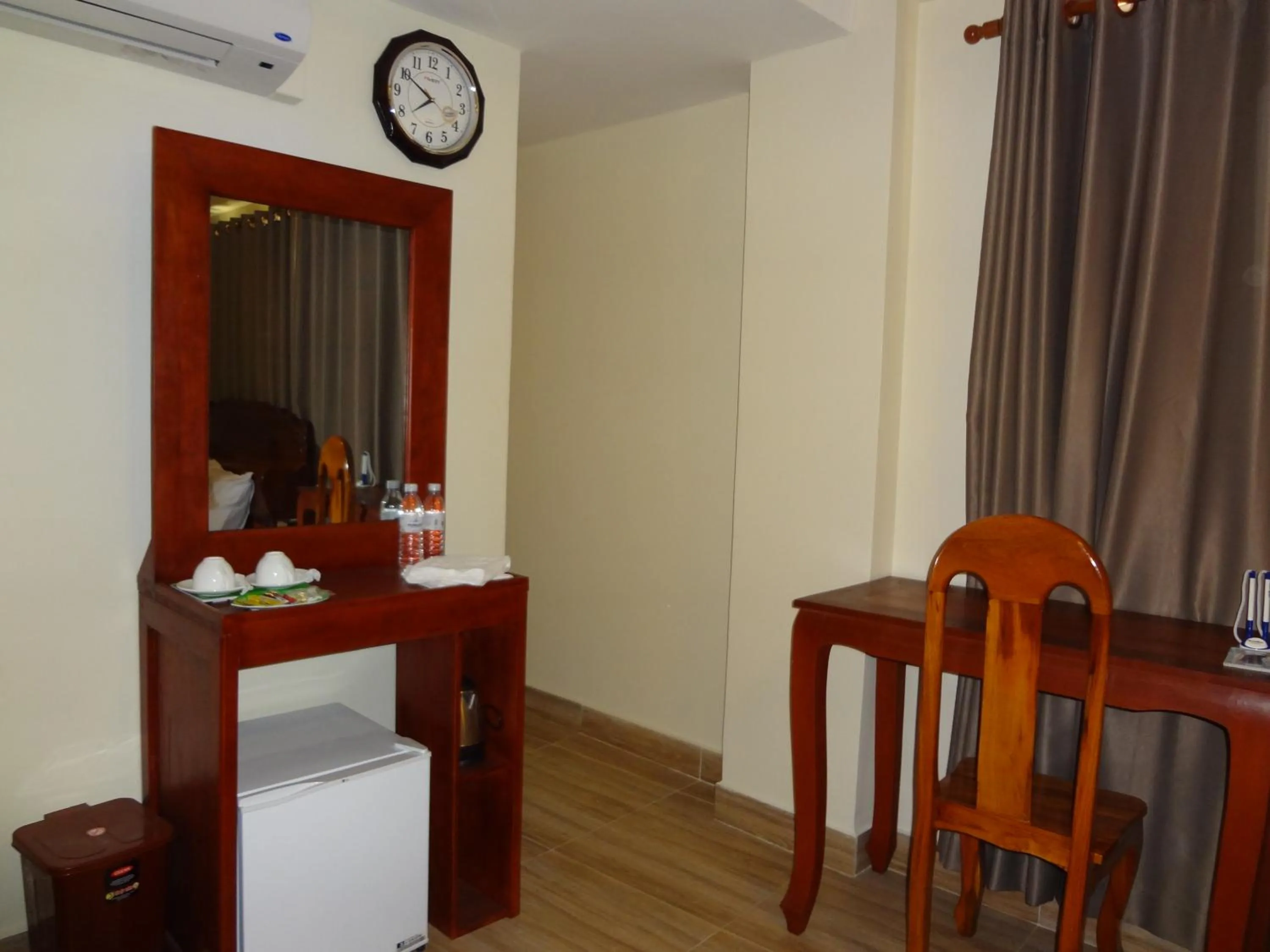 Bedroom in Dynsey Boutique Hotel