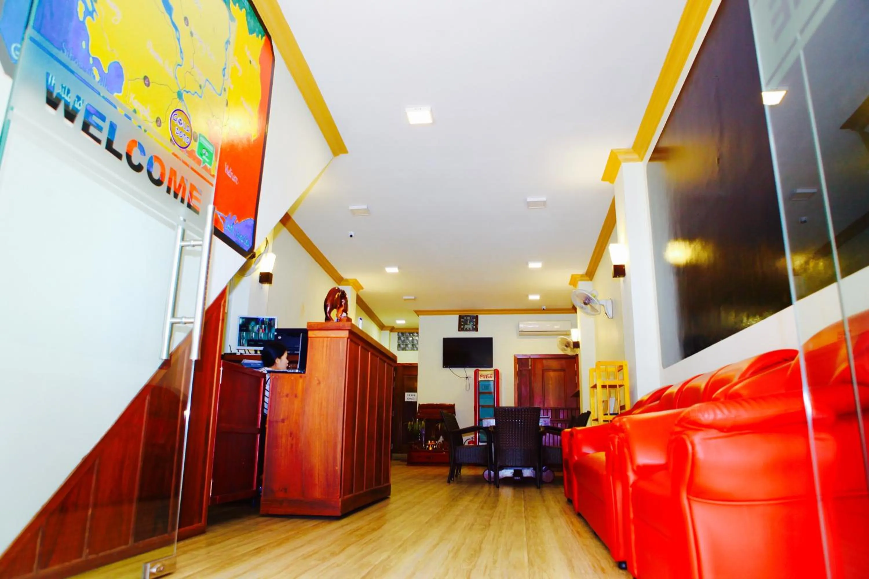 Lobby or reception in Dynsey Boutique Hotel