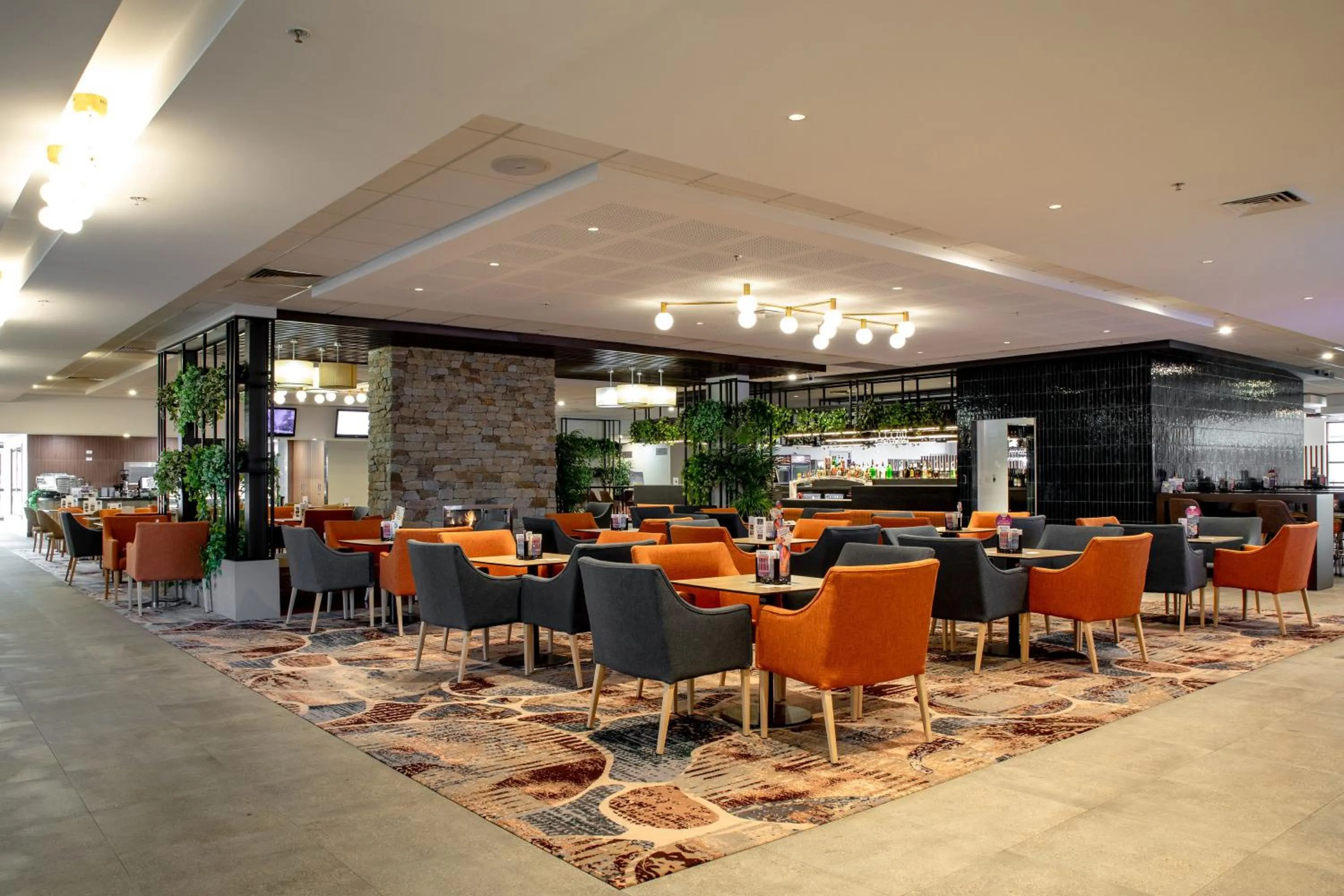 Restaurant/places to eat in Young Federation Motor Inn and Services Club