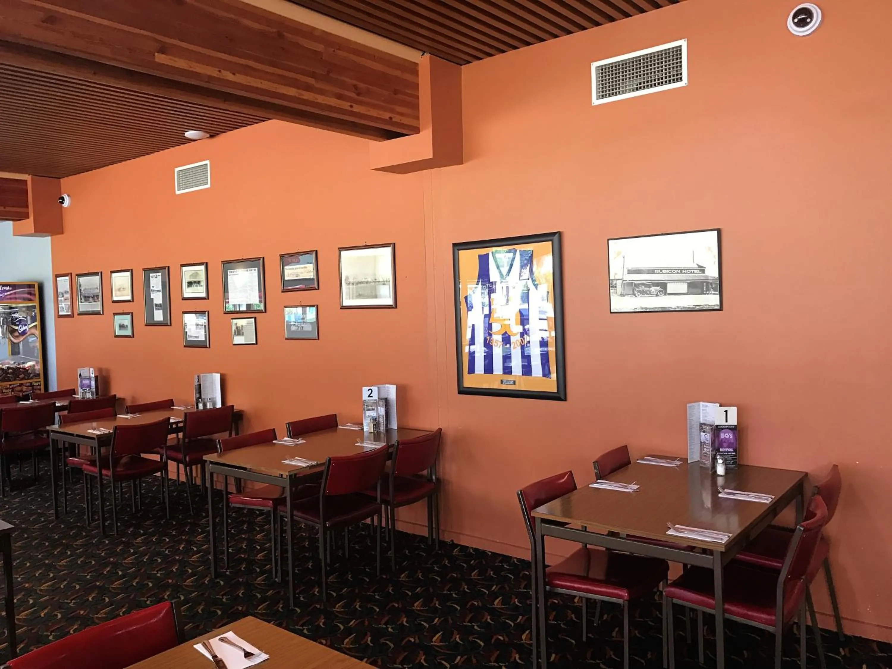 Restaurant/places to eat in Rubicon Hotel Motel