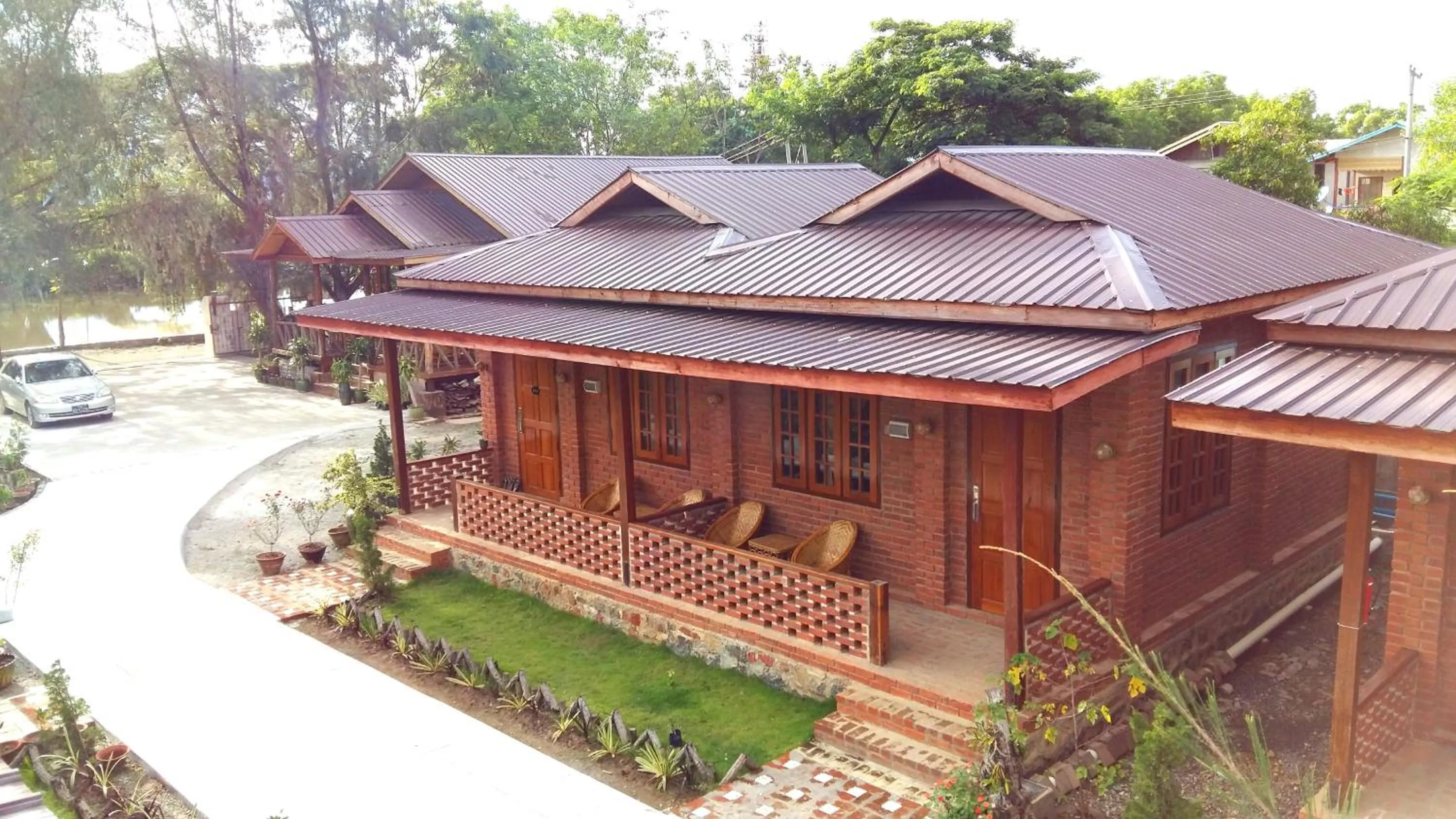 Property building in Trinity Family Inn