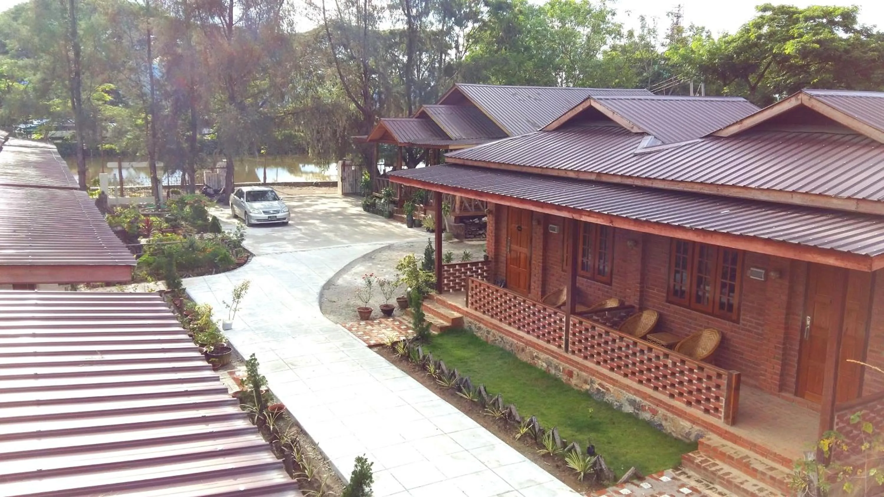 Property building in Trinity Family Inn