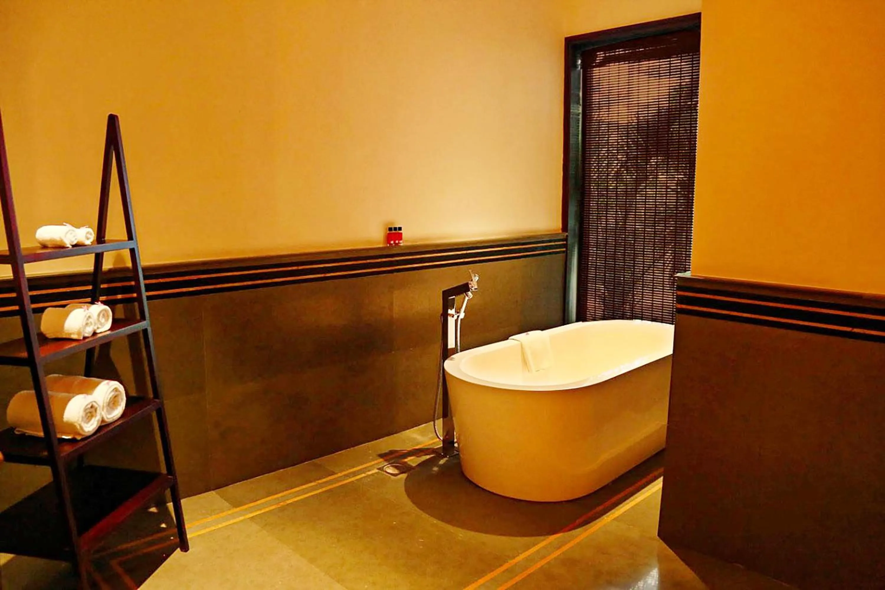Bathroom in Niraamaya Wellness Retreats Backwaters And Beyond Kumarakom