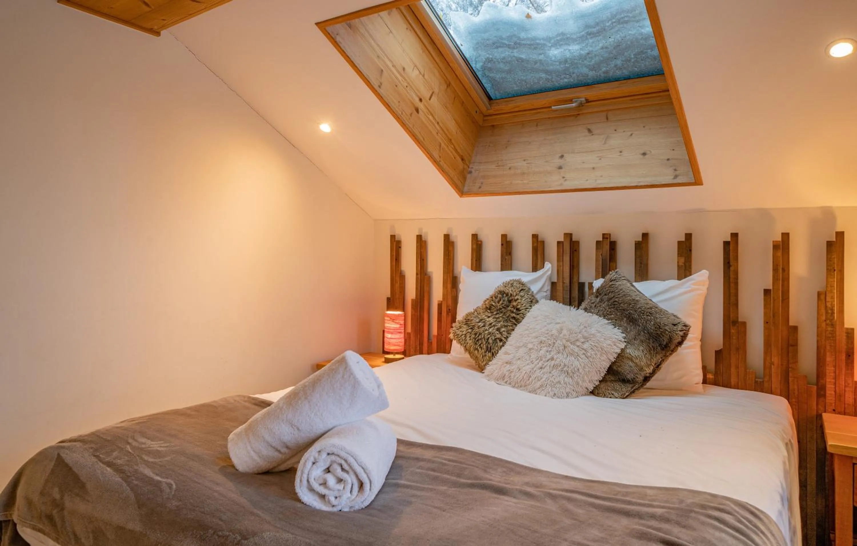 Bed in Loft Apartment High Rimaye - Mont Blanc Views, Close to Brevent
