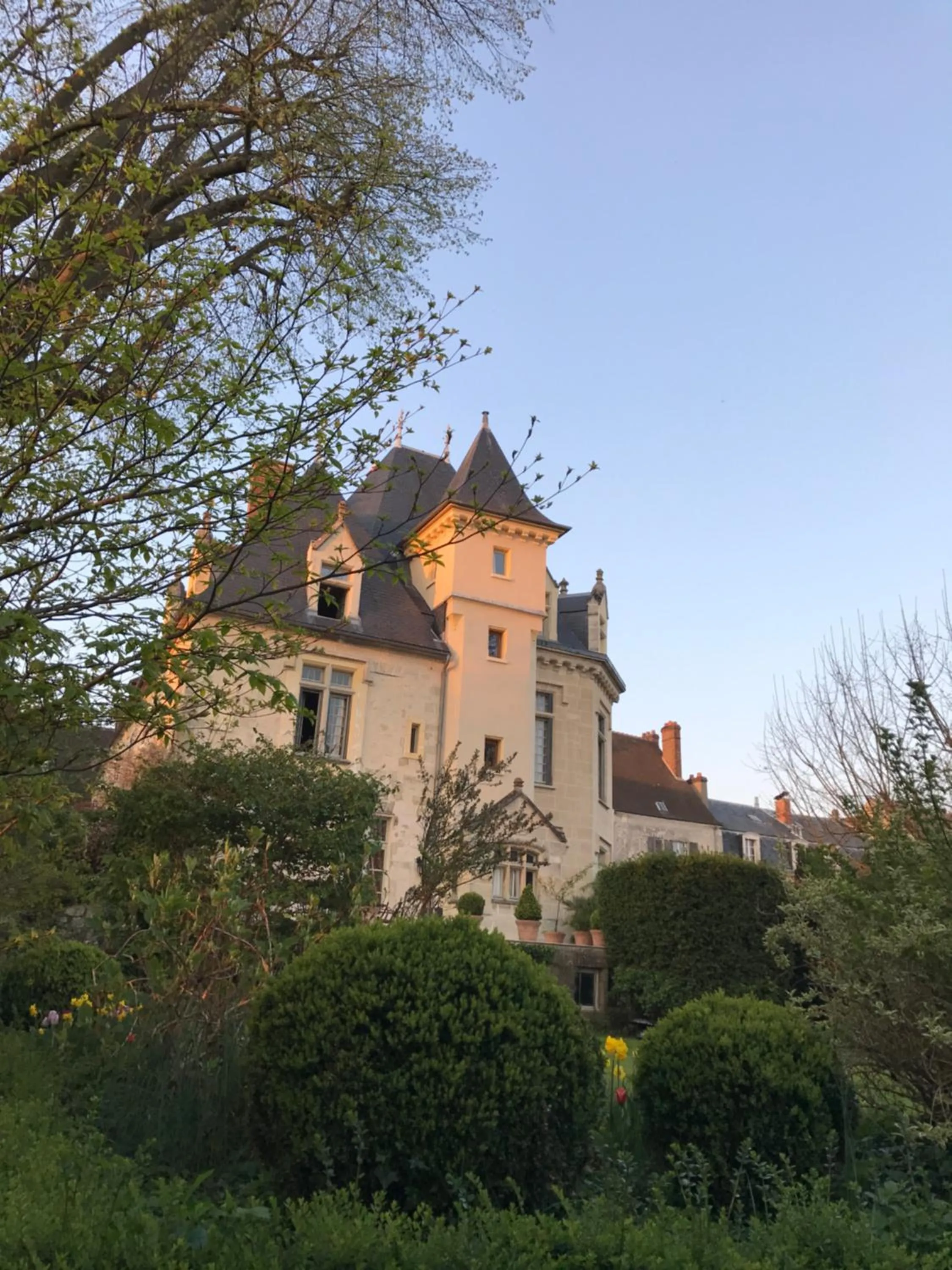 Property building in Le Castel Ecossais
