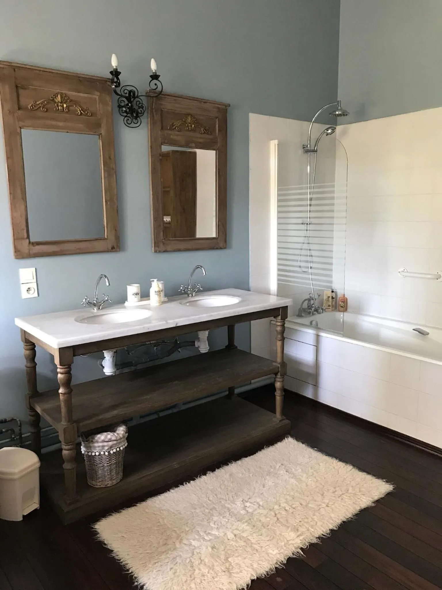 Bathroom in Le Castel Ecossais