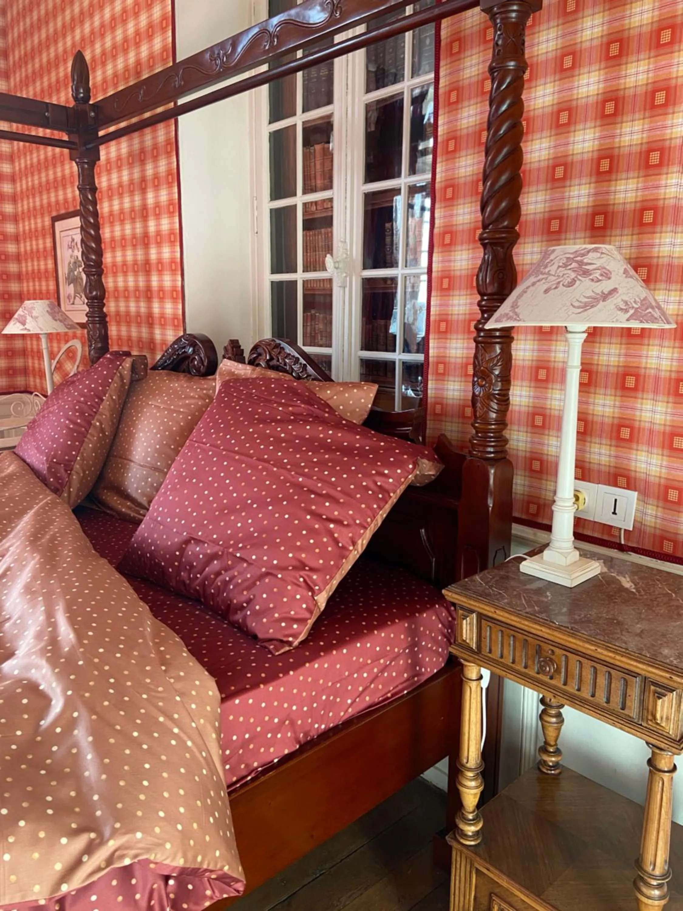 Bed in Le Castel Ecossais