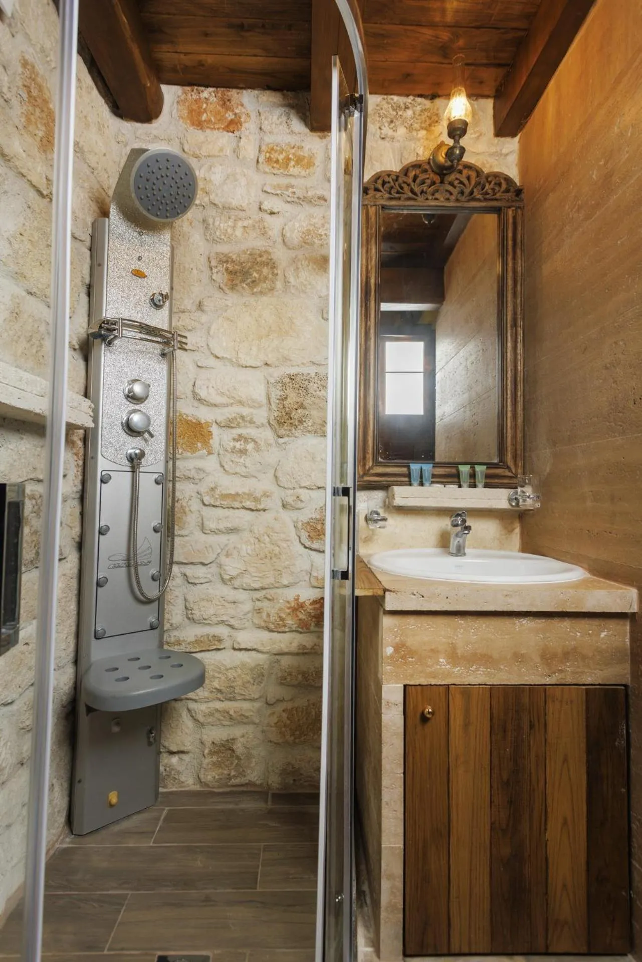 Shower in Akritas Ef Zin Villas & Suites