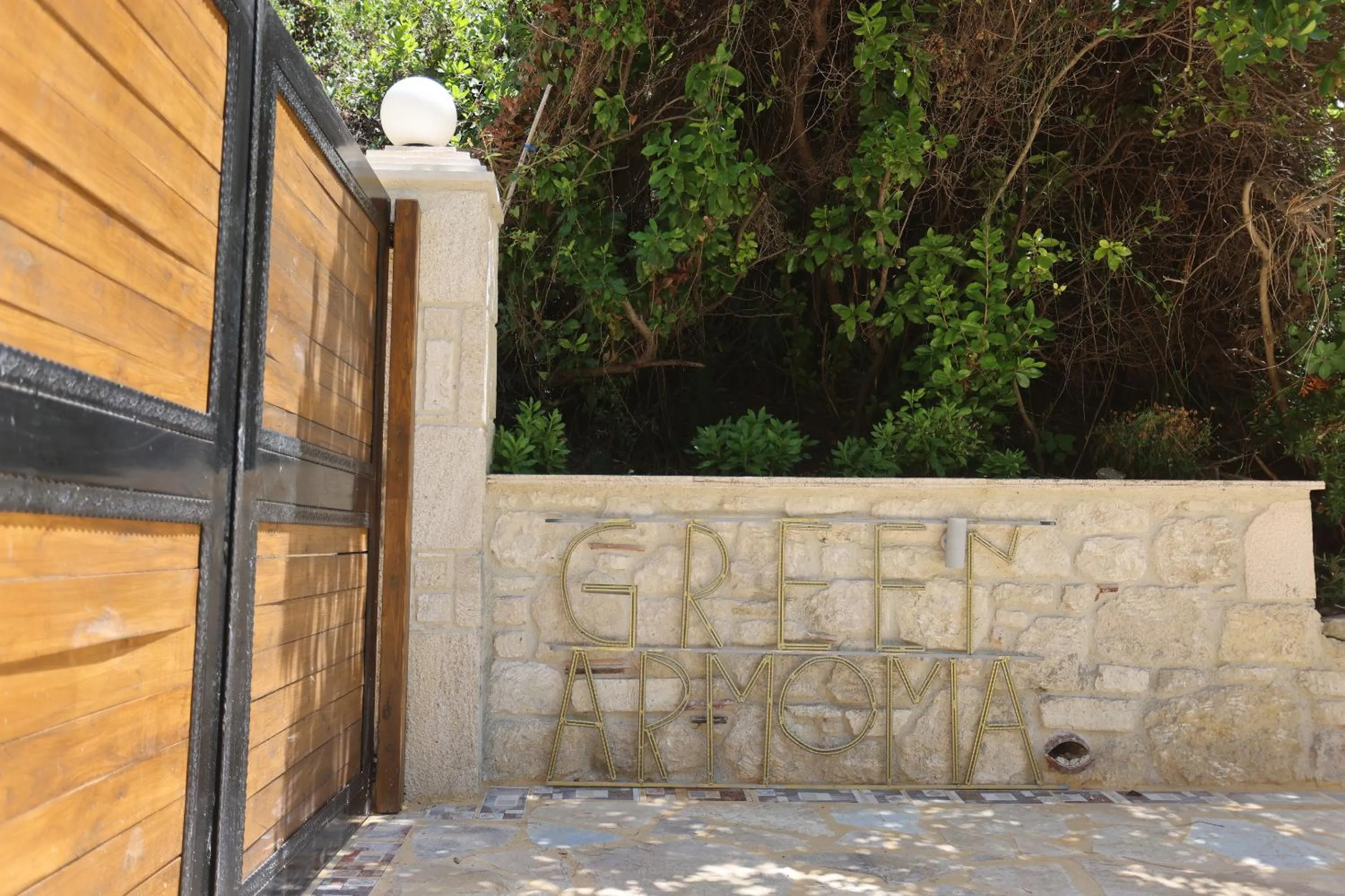 Property building in Akritas Ef Zin Villas & Suites