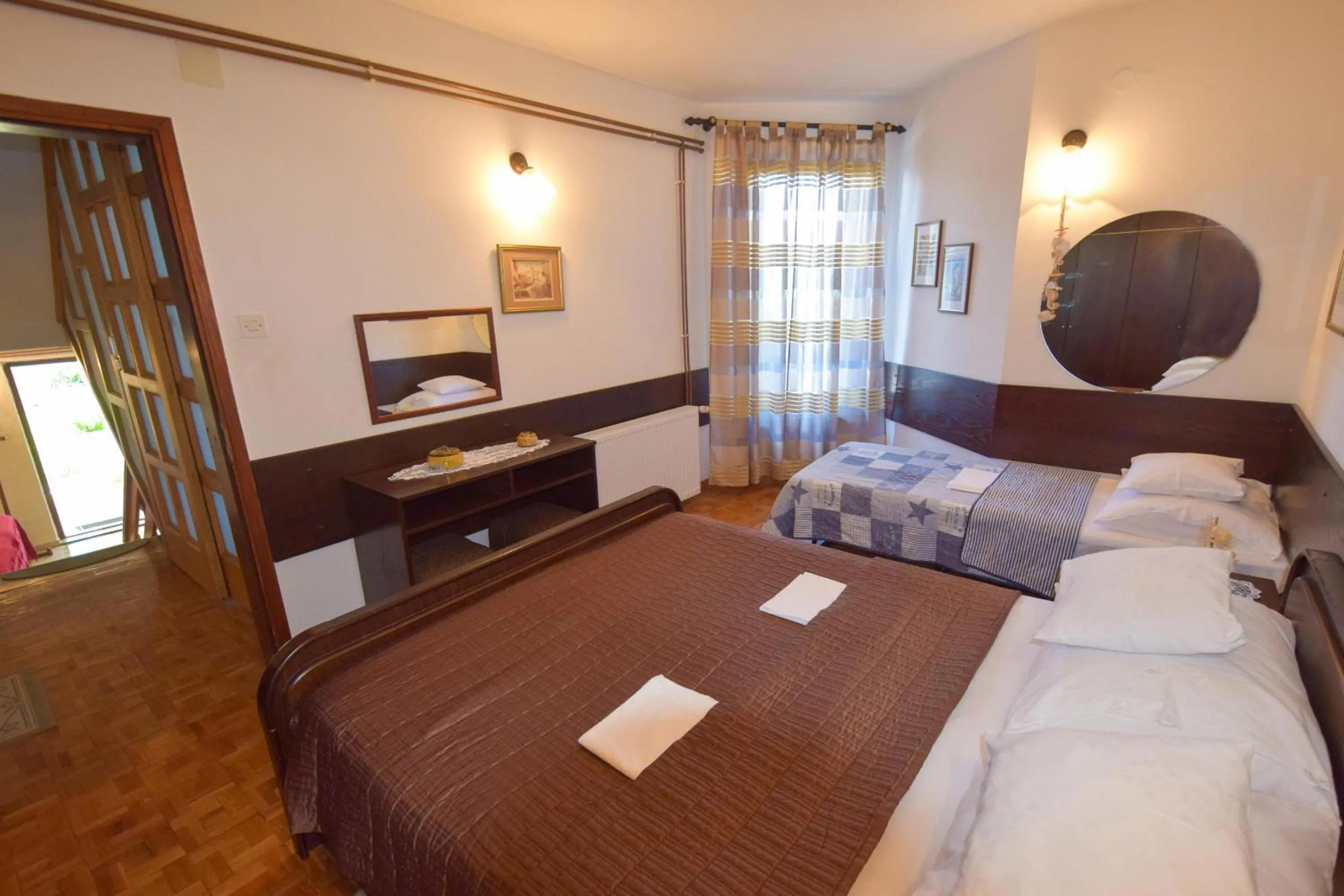 Bedroom, Bed in Apartment Petrlin