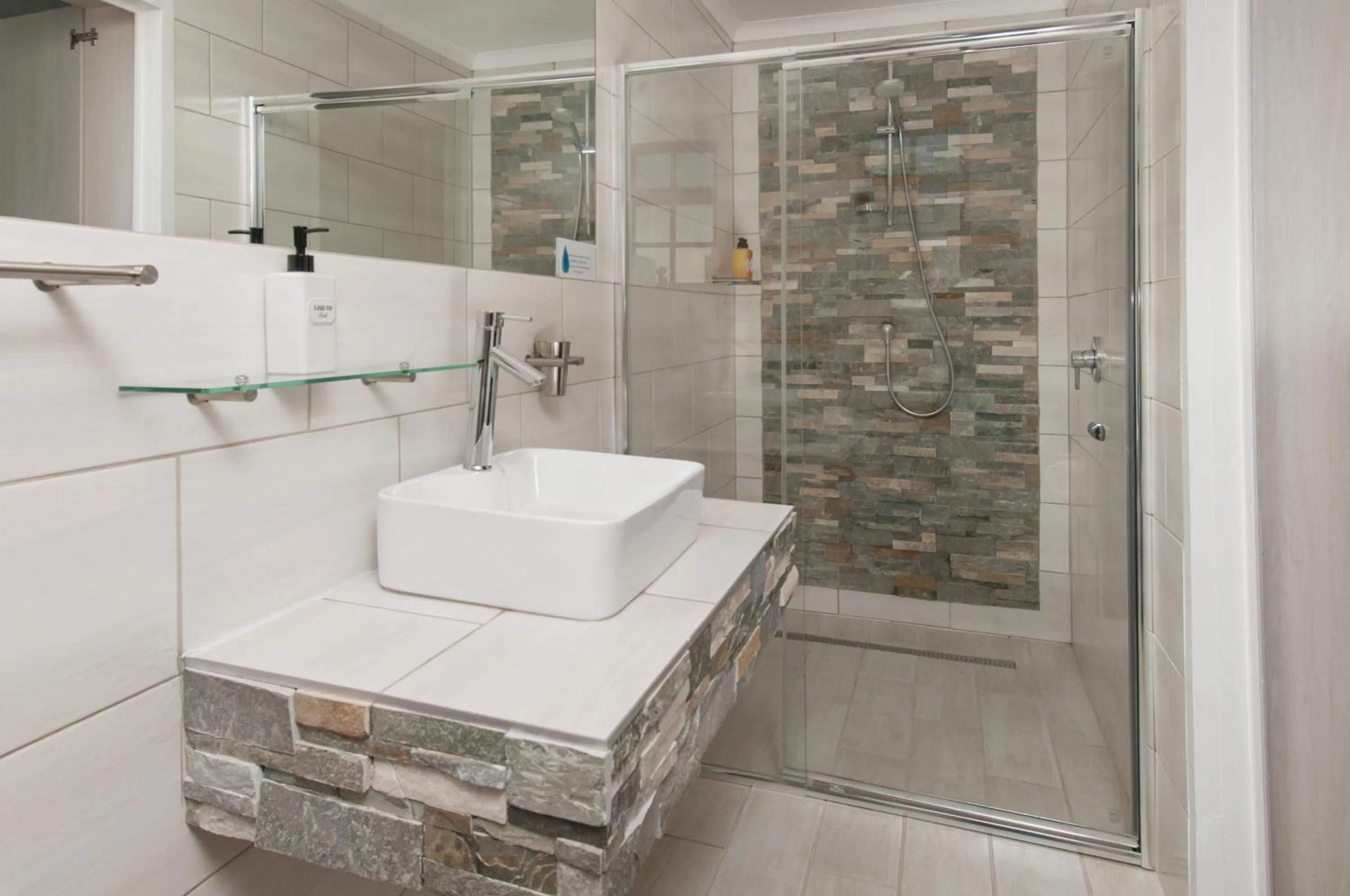 Bathroom in 6 Stemmet Lodge