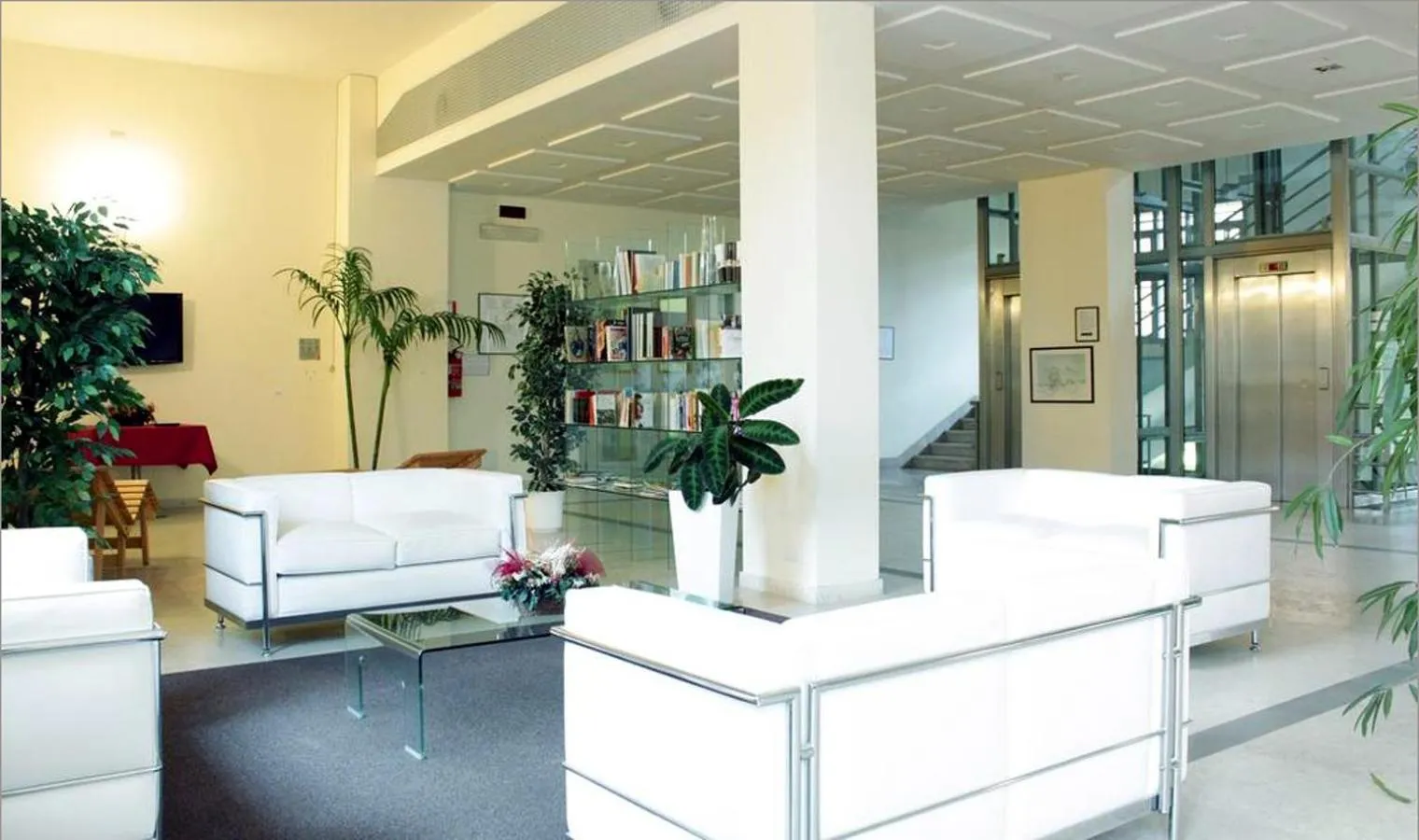 Library in Residence Villa Marina