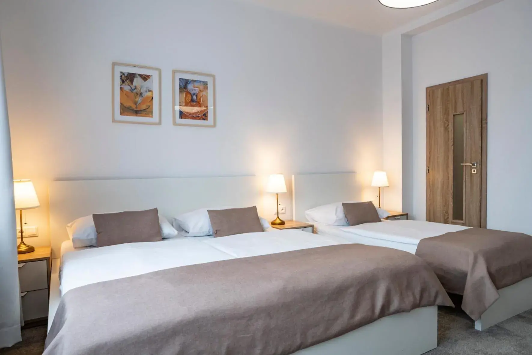 Standard Triple Room in Petit Dependance Standard Triple Room in Petit Dependance