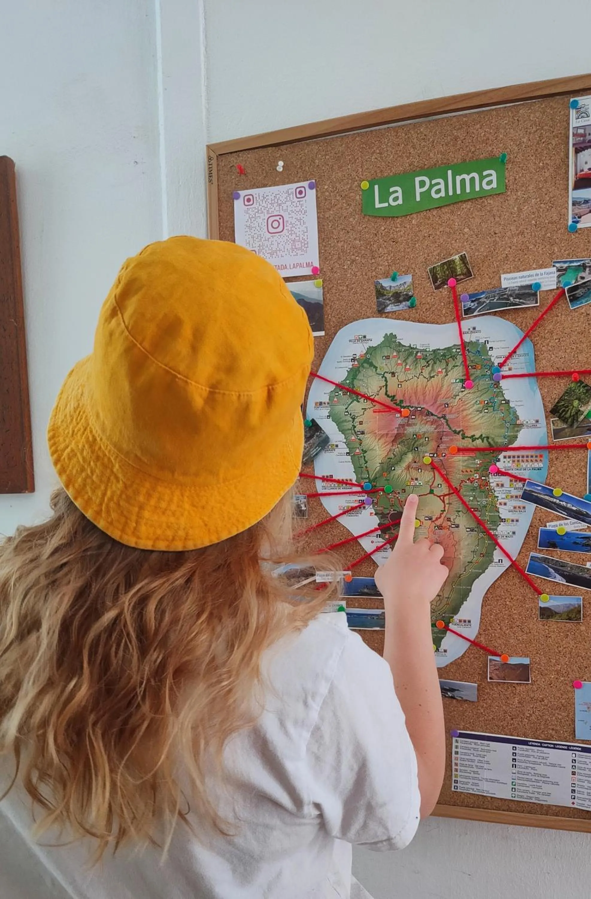 Property building in Hostel Albergue La Casa Encantada