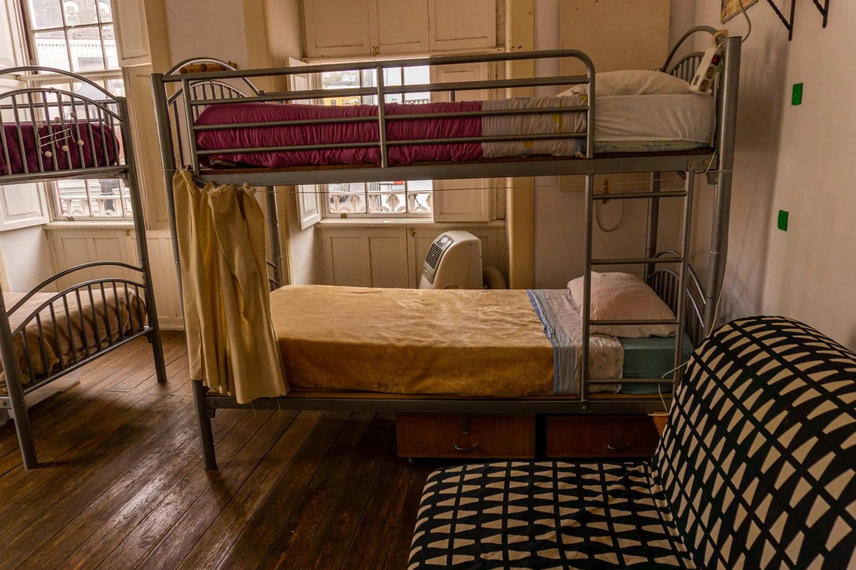 Photo of the whole room, Bed in Hostel Albergue La Casa Encantada