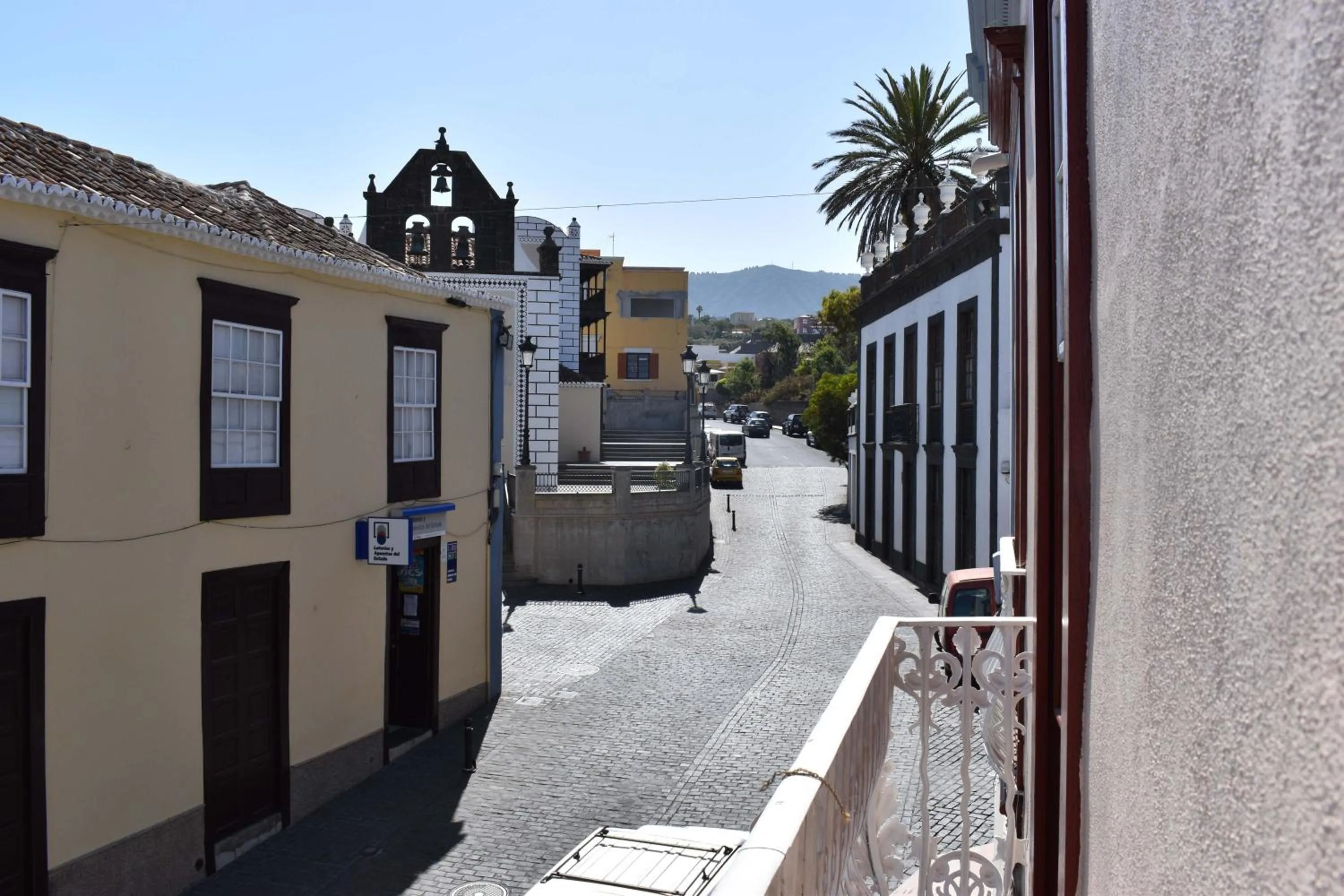 Neighbourhood in Hostel Albergue La Casa Encantada