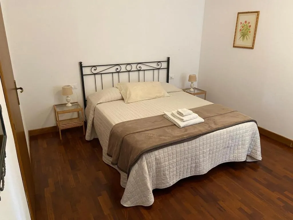 Bed in Agriturismo Podere Rondinaio