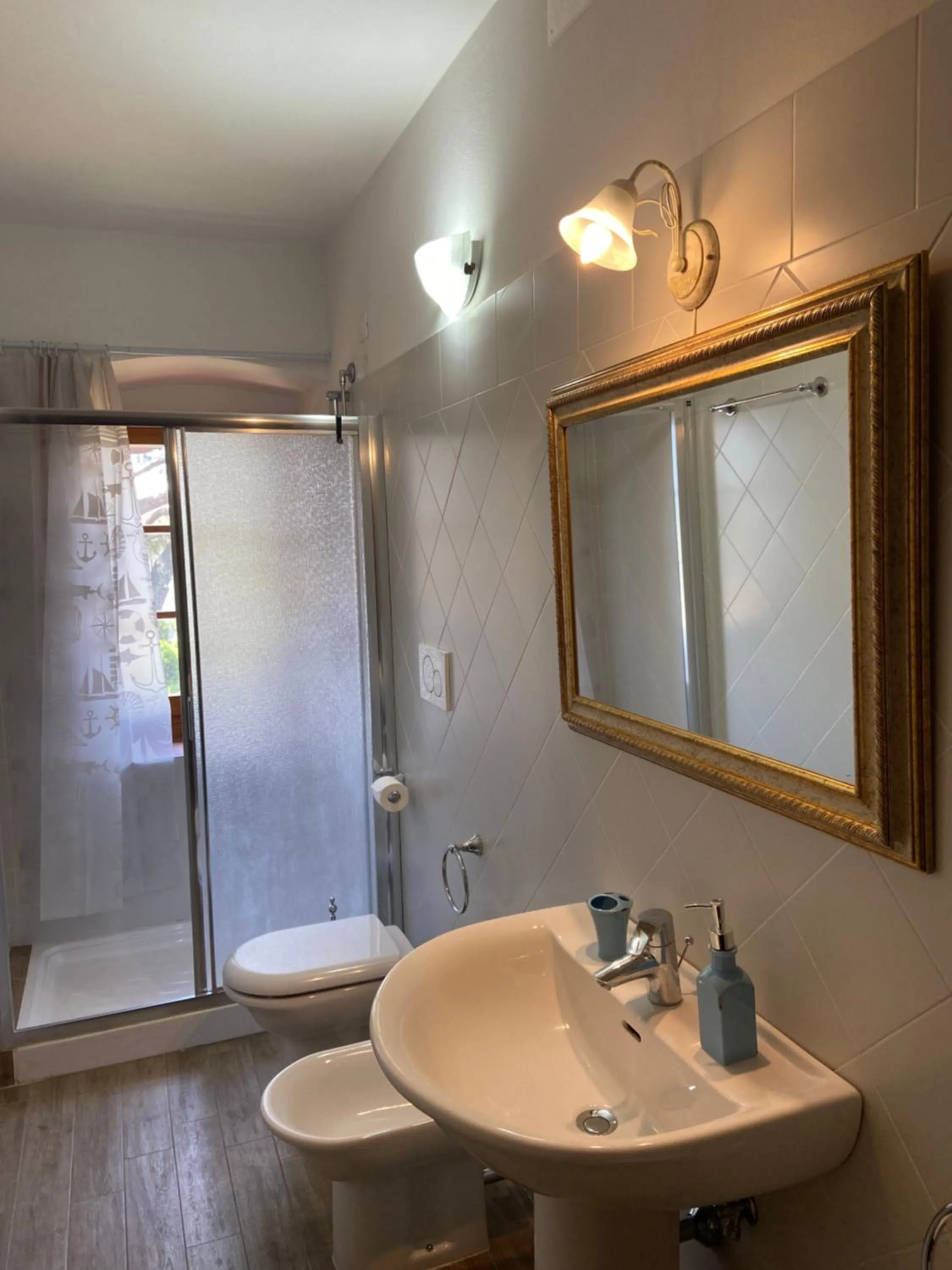 Shower in Agriturismo Podere Rondinaio