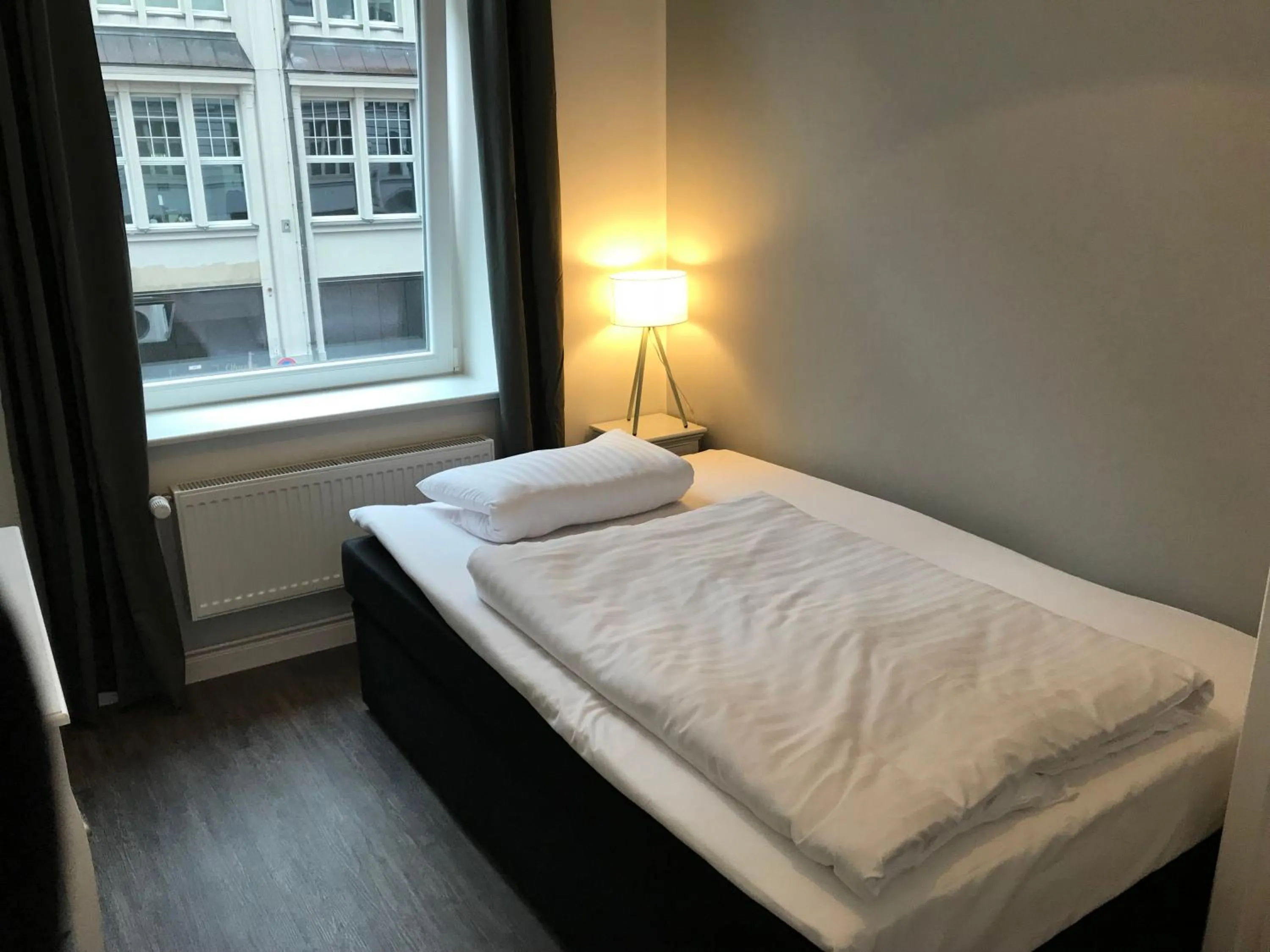 Bed in Hotel Fame am Hauptbahnhof