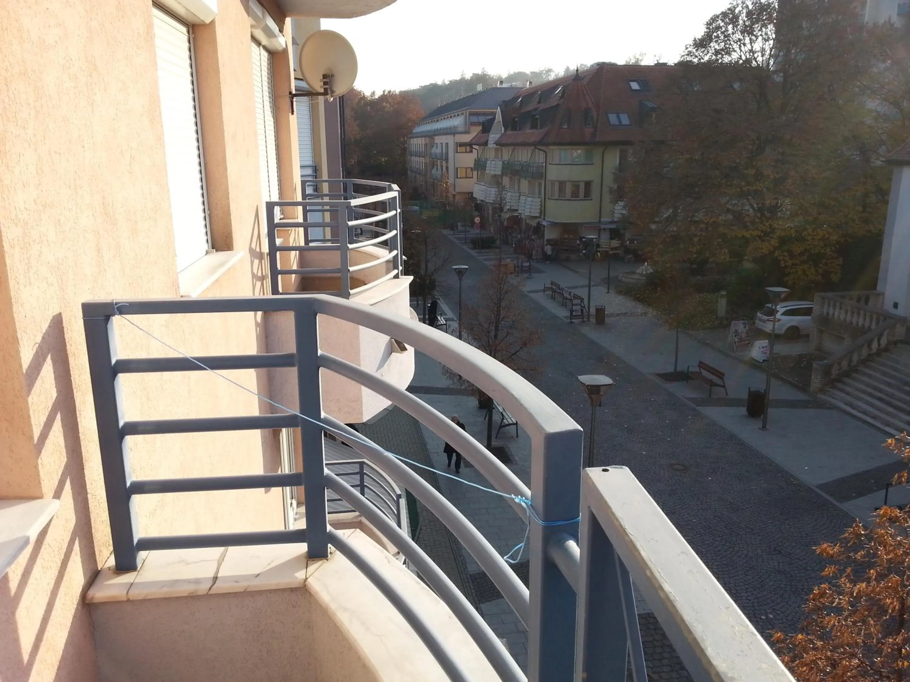 Pedestrian Street Apartment