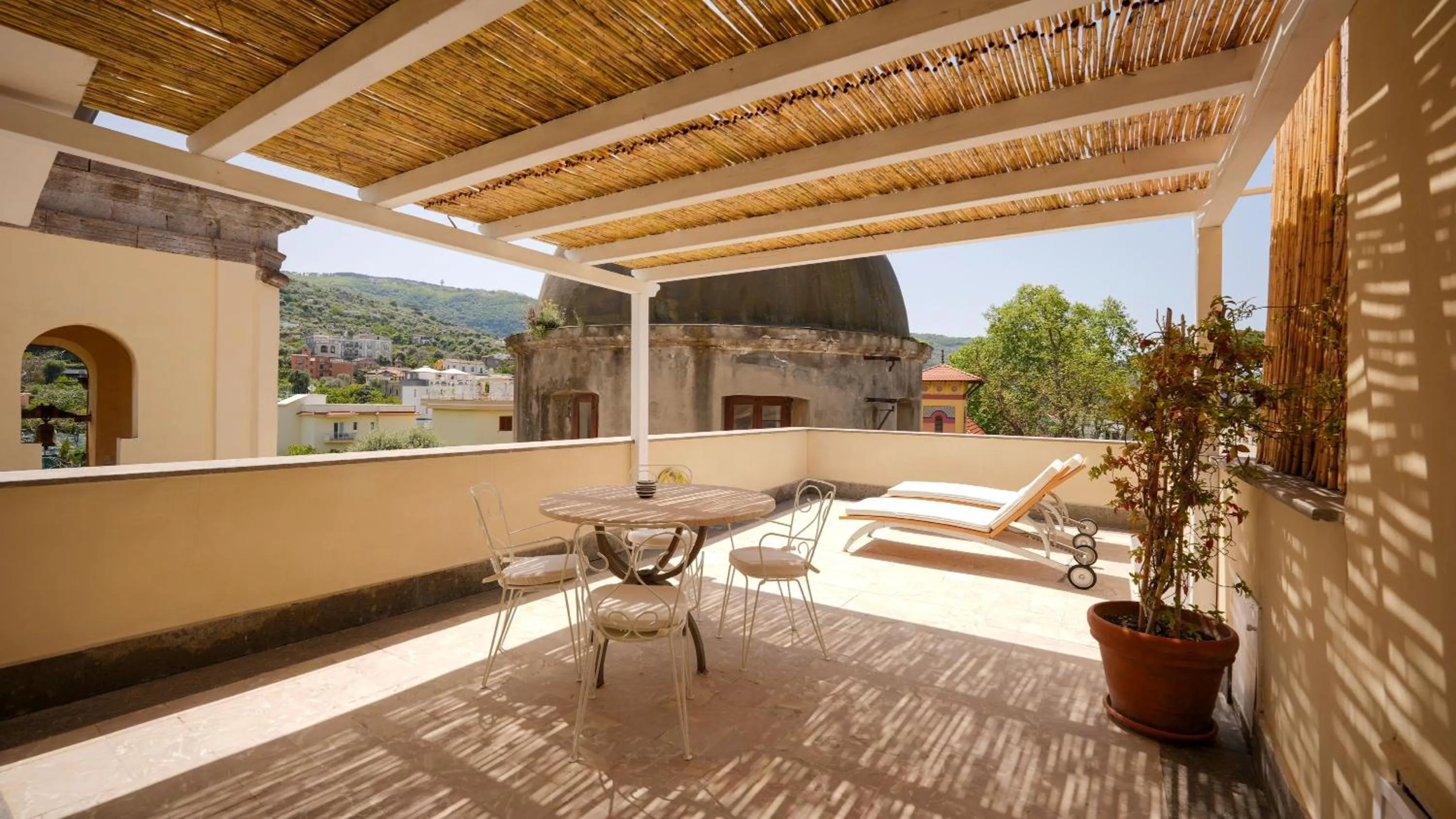 Patio in Grand Hotel Cocumella