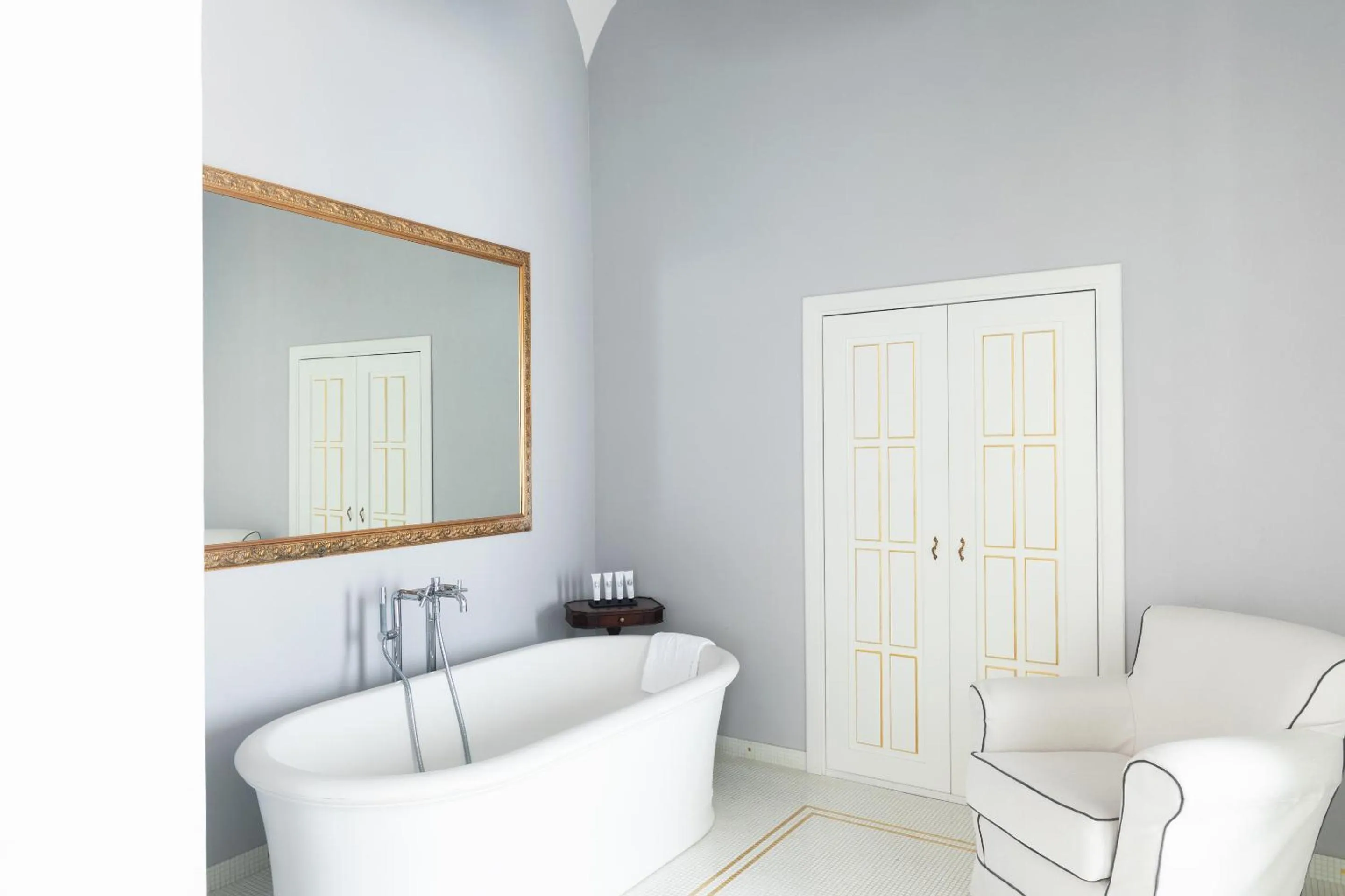 Bathroom in Grand Hotel Cocumella