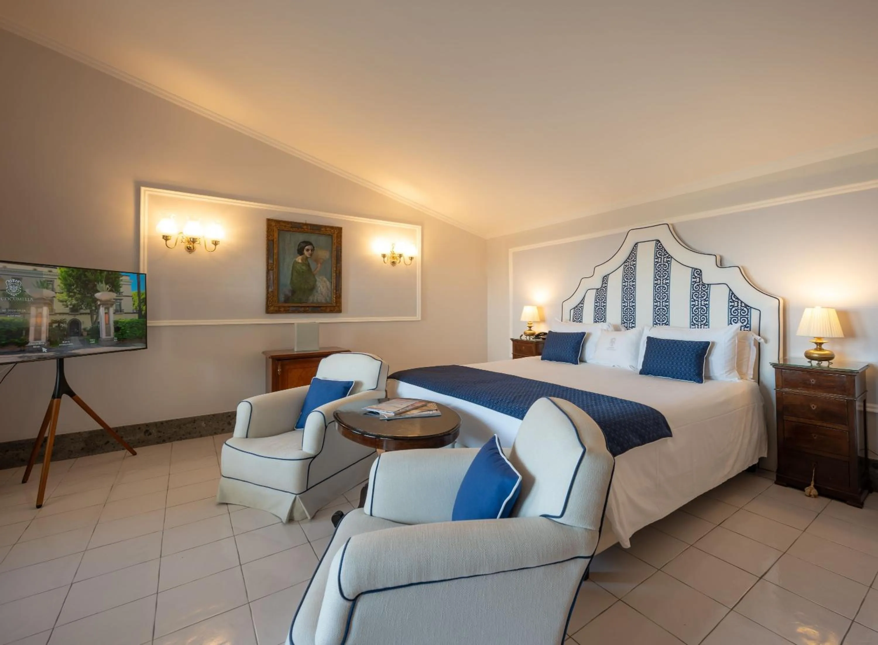 Bedroom, Bed in Grand Hotel Cocumella