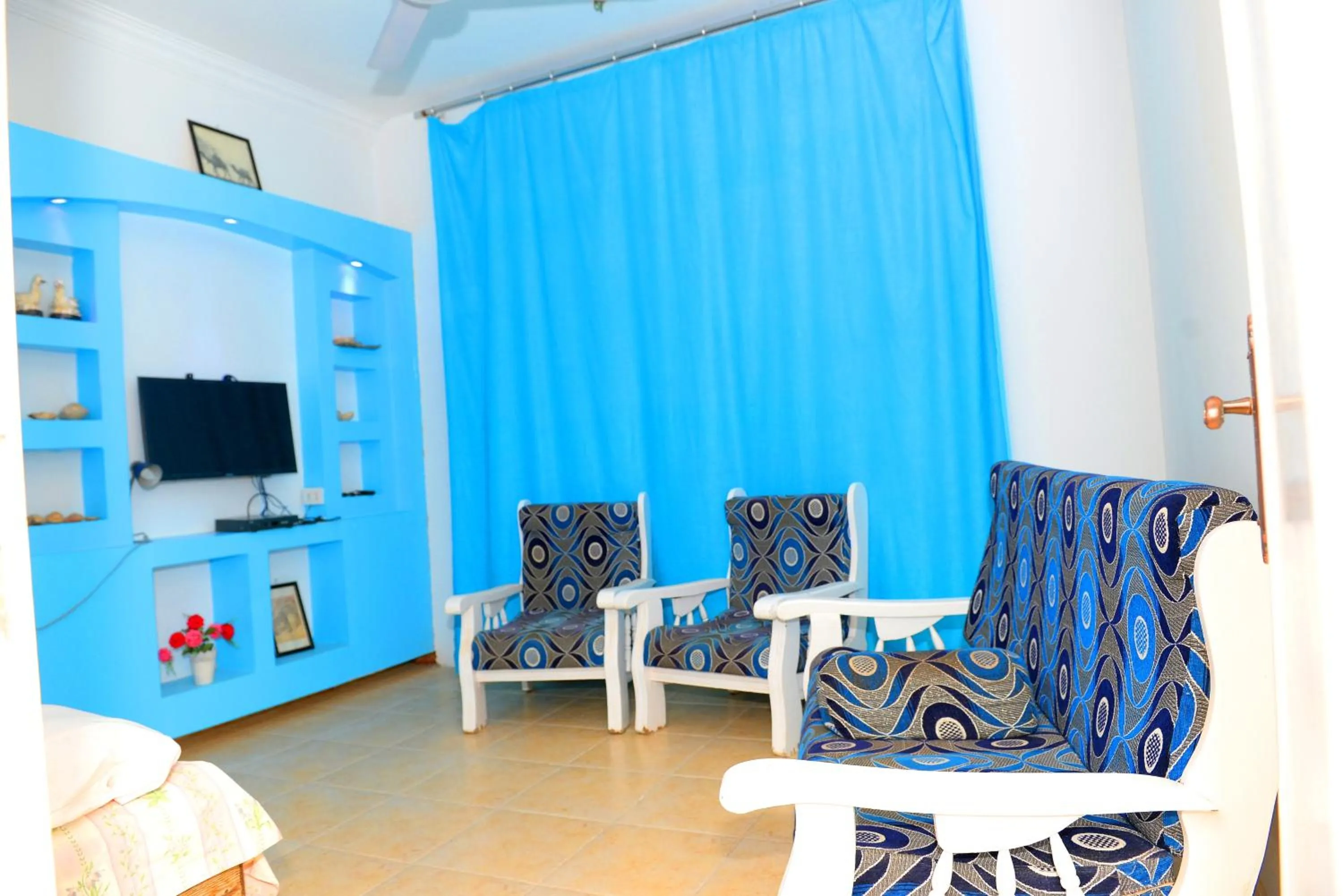 TV and multimedia in Luxor Guest House