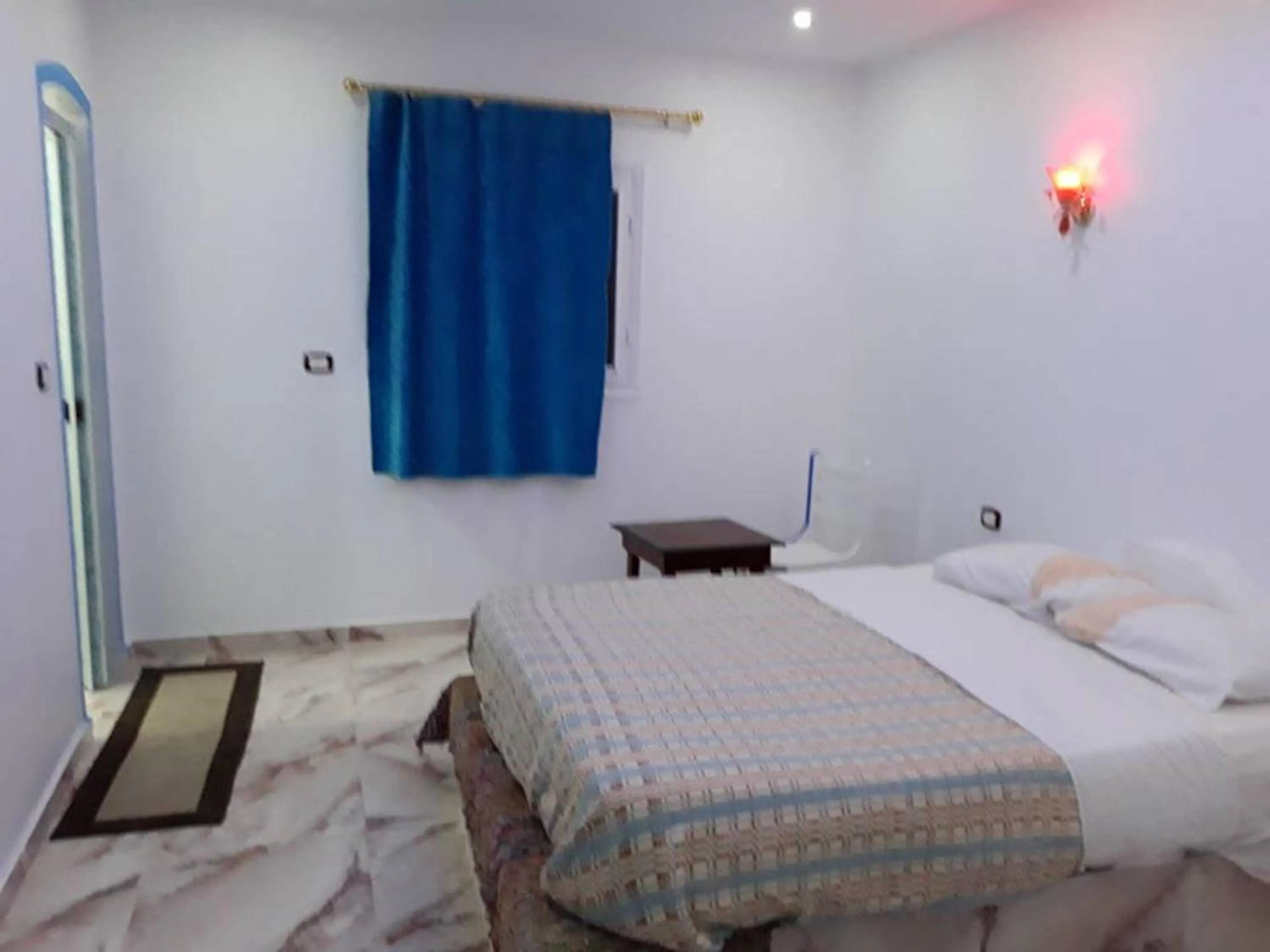 Bed in Luxor Guest House