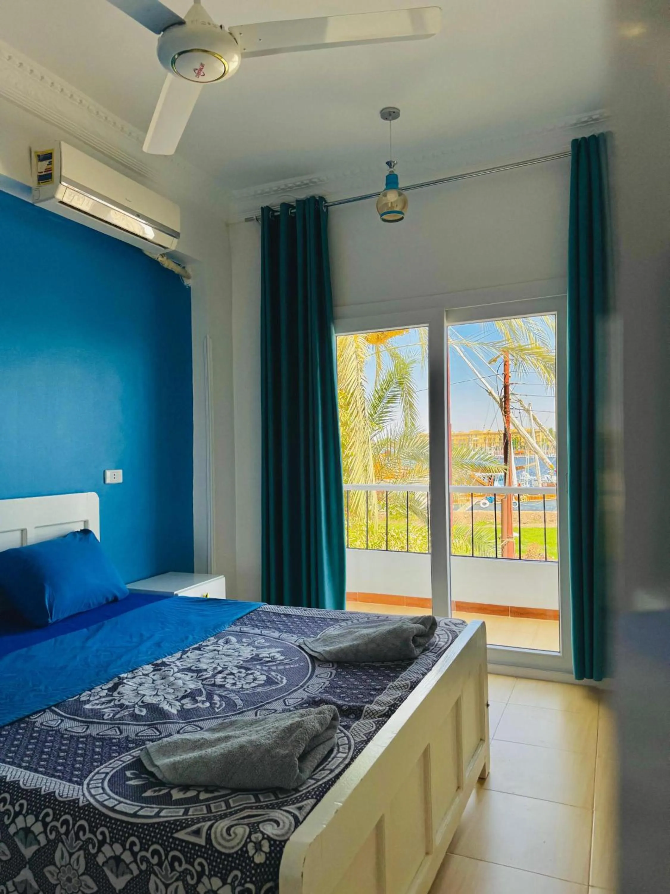 Bedroom, Bed in Luxor Guest House