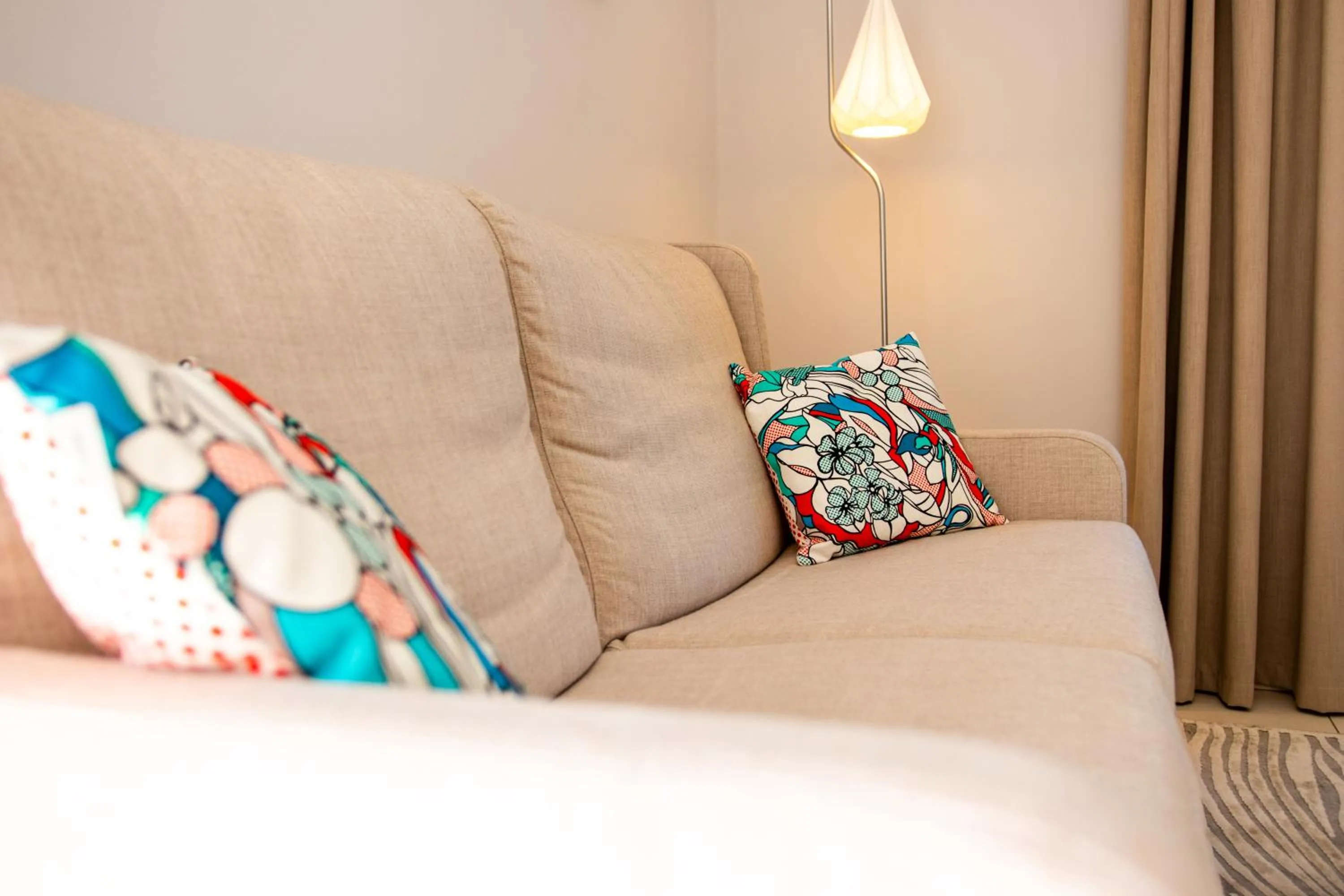 Living room, Bed in Villa Meridia