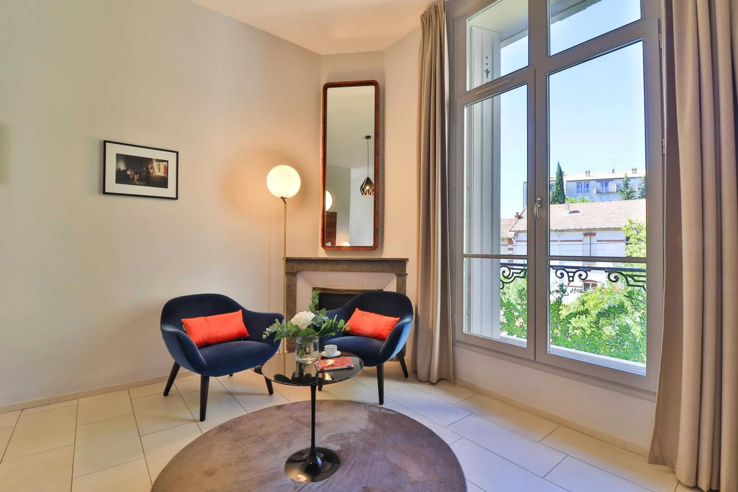 Seating area in Villa Meridia