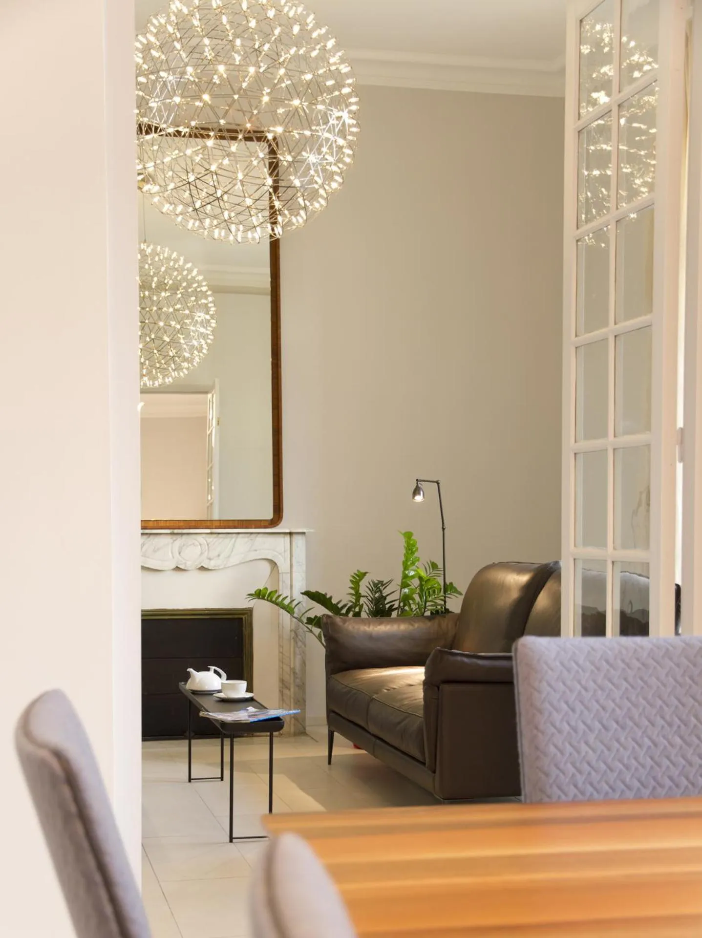 Communal lounge/ TV room in Villa Meridia