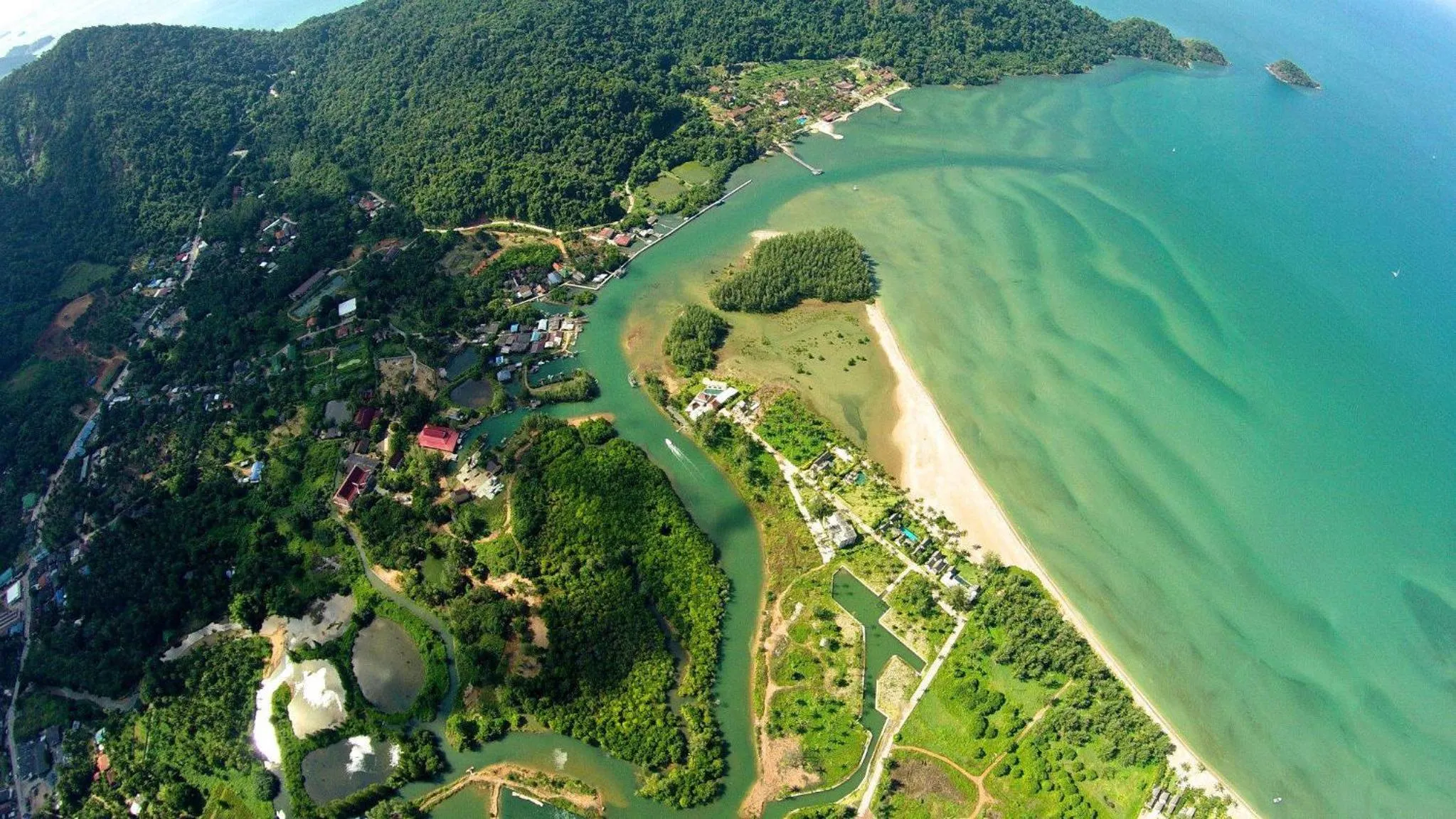 Koh Chang Beach Villas