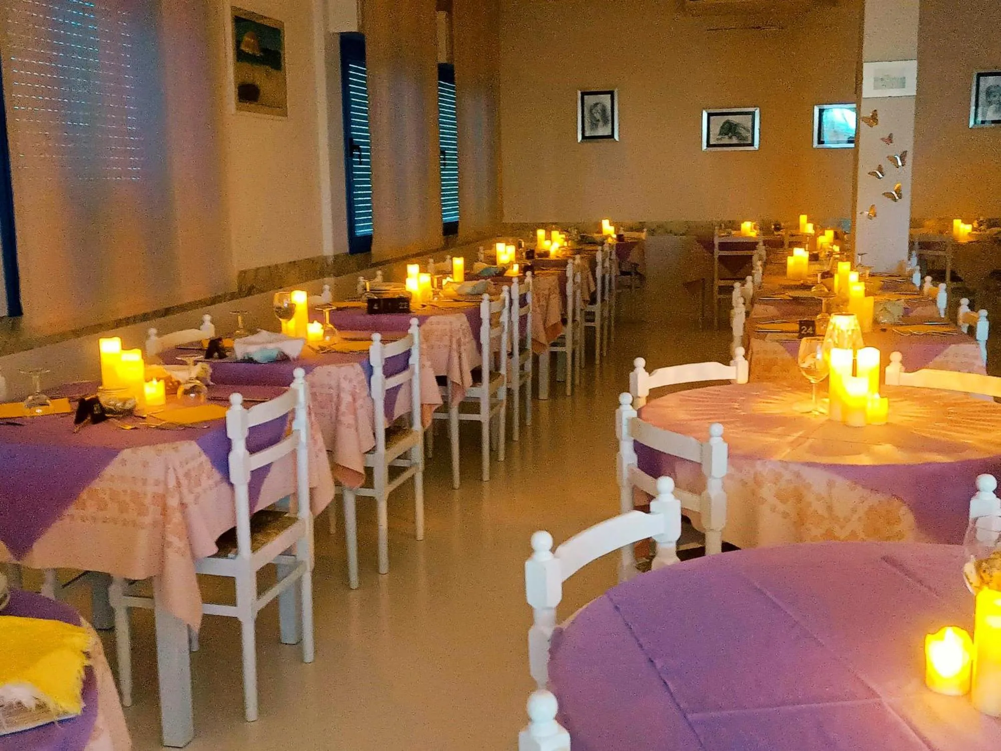 Restaurant/places to eat in Hotel Rosalba